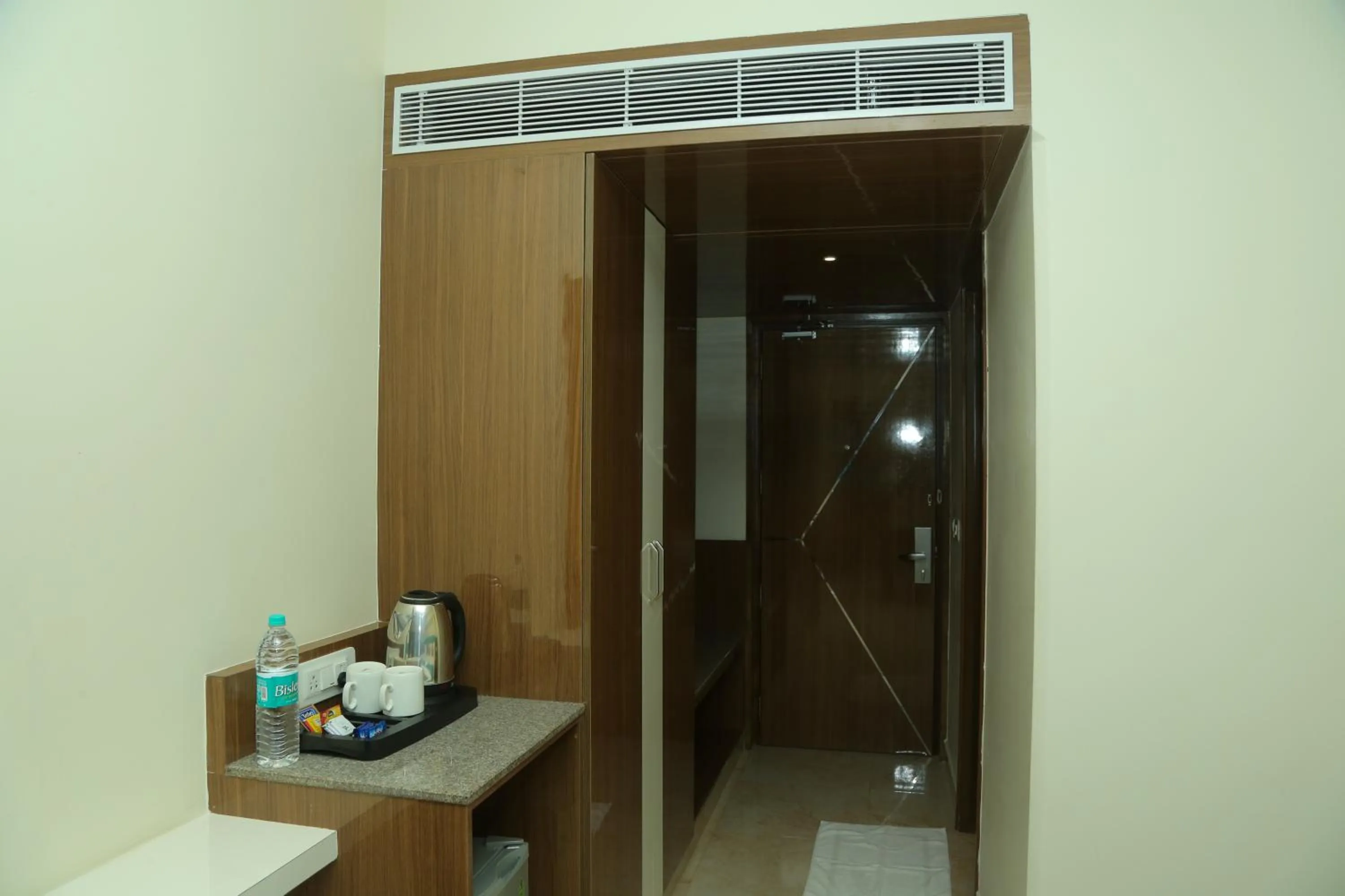 Coffee/tea facilities in Misty Ocean - A Bergamont Group of Hotel