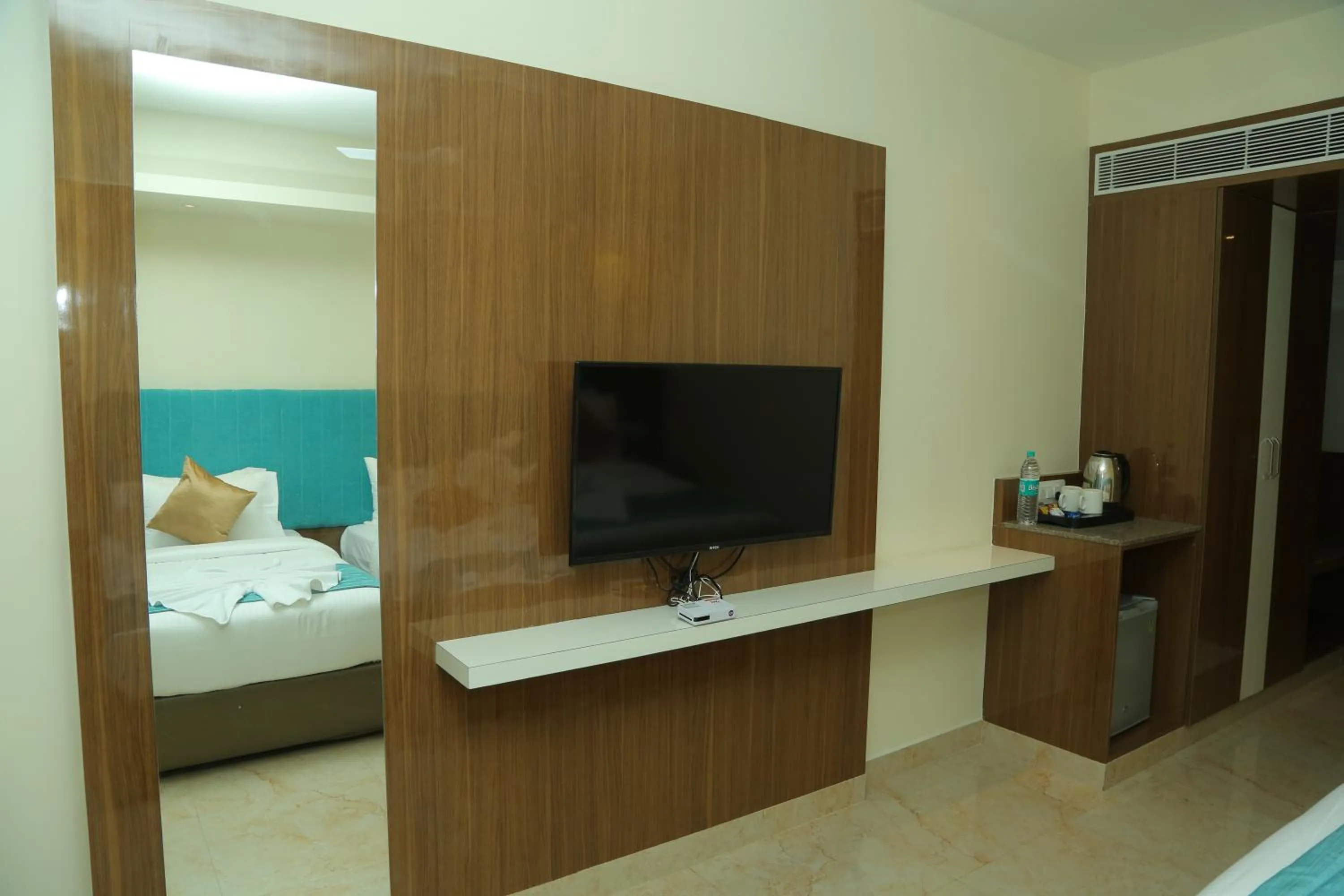 Bed in Misty Ocean - A Bergamont Group of Hotel