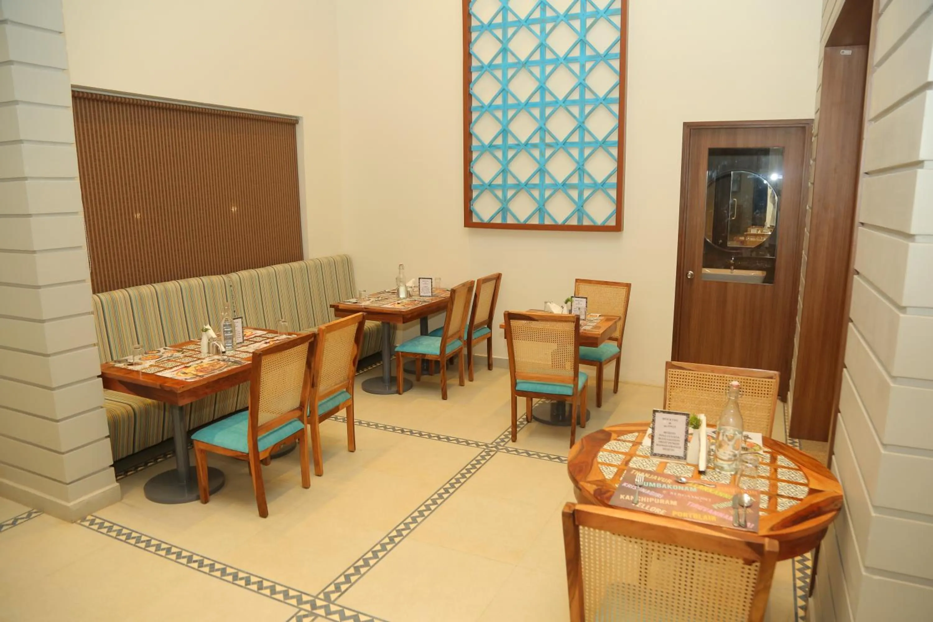 Restaurant/places to eat in Misty Ocean - A Bergamont Group of Hotel