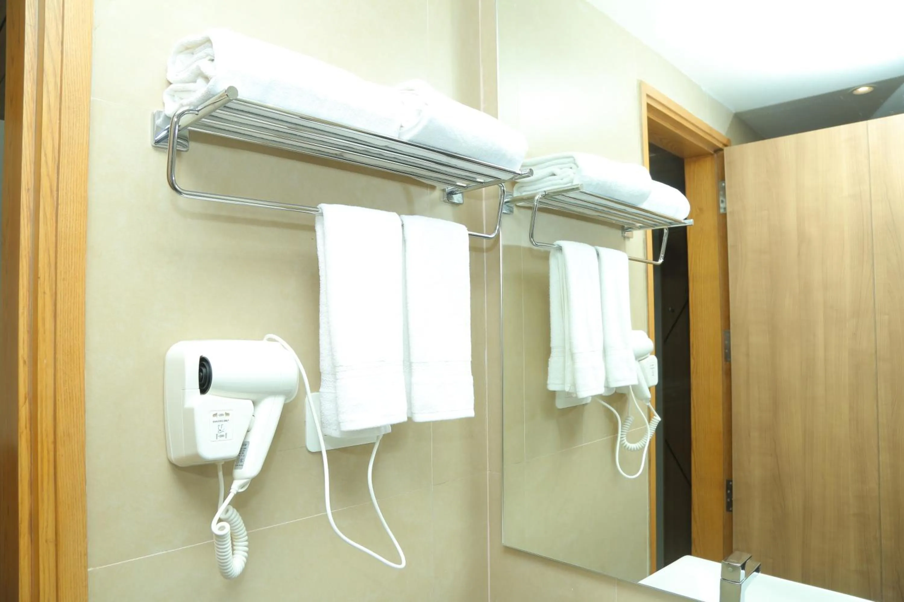 Bathroom in Misty Ocean - A Bergamont Group of Hotel