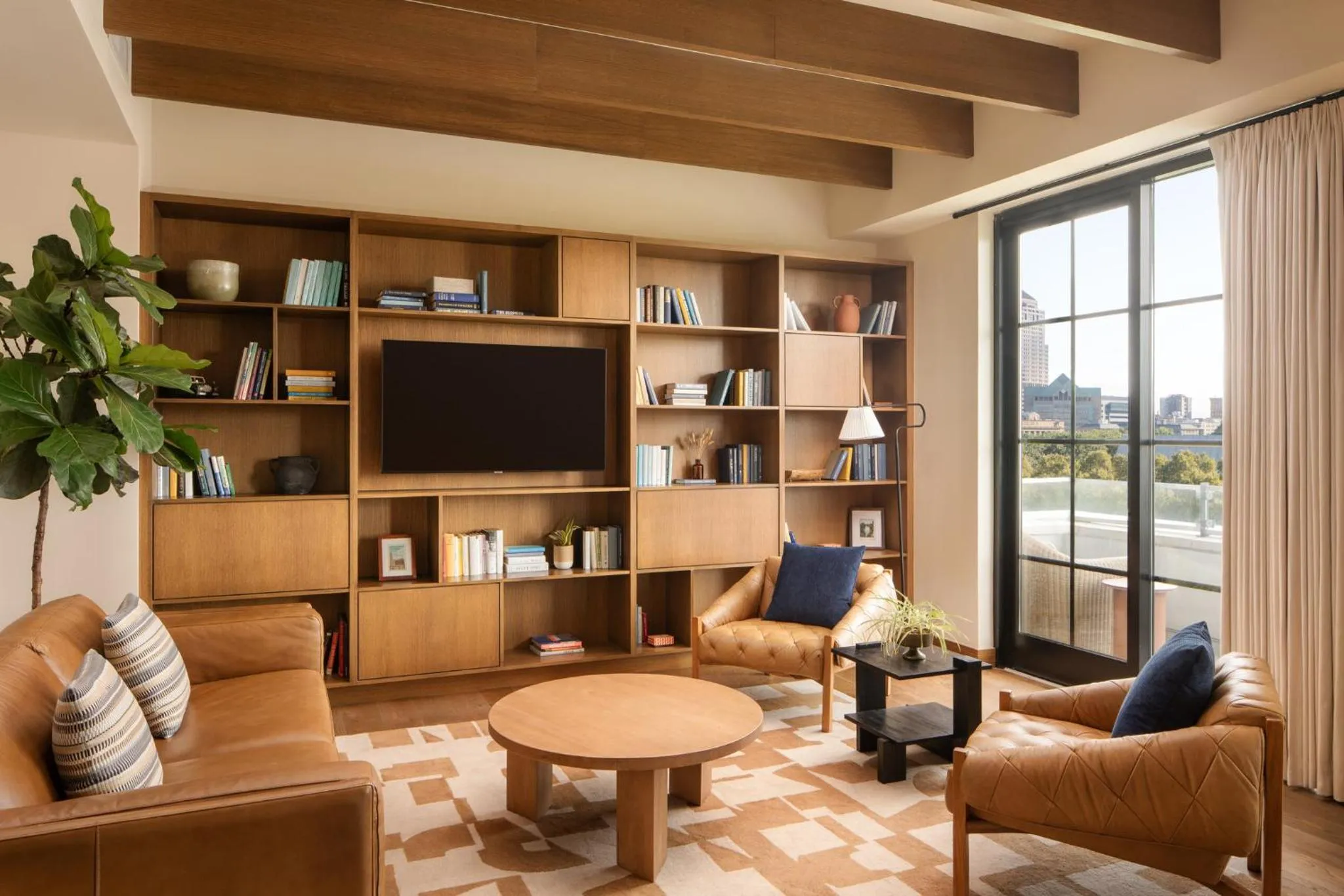 Photo of the whole room in The Junto Hotel