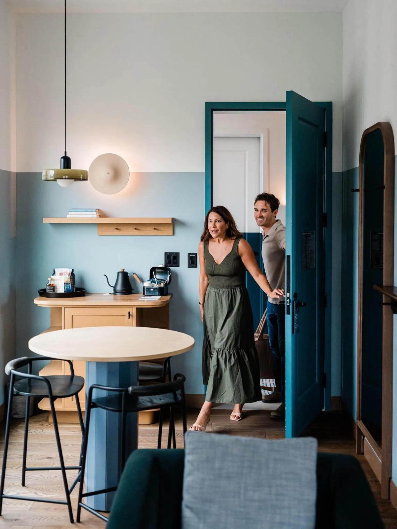 Photo of the whole room in The Junto Hotel