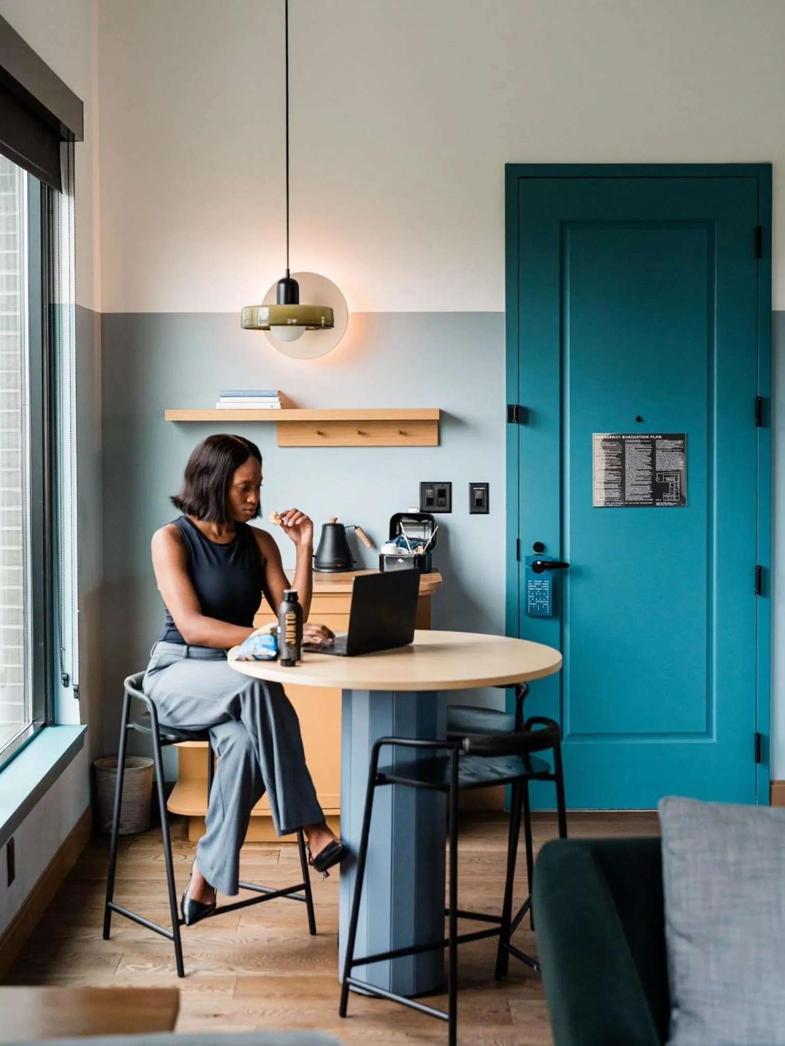 Photo of the whole room in The Junto Hotel