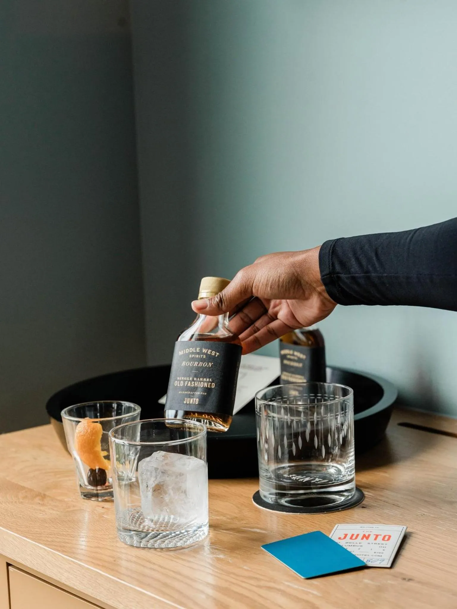 Photo of the whole room in The Junto Hotel