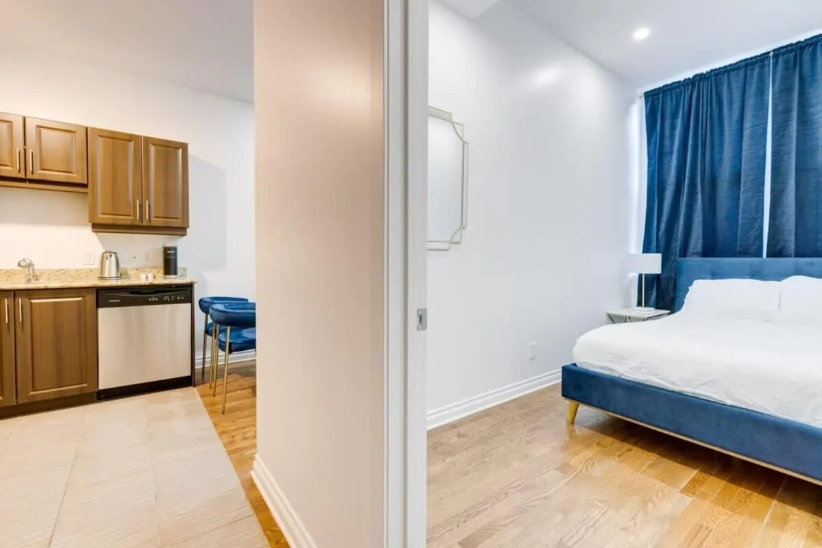 Bed in M11 Stylish Cute 3BR in the Heart of the City