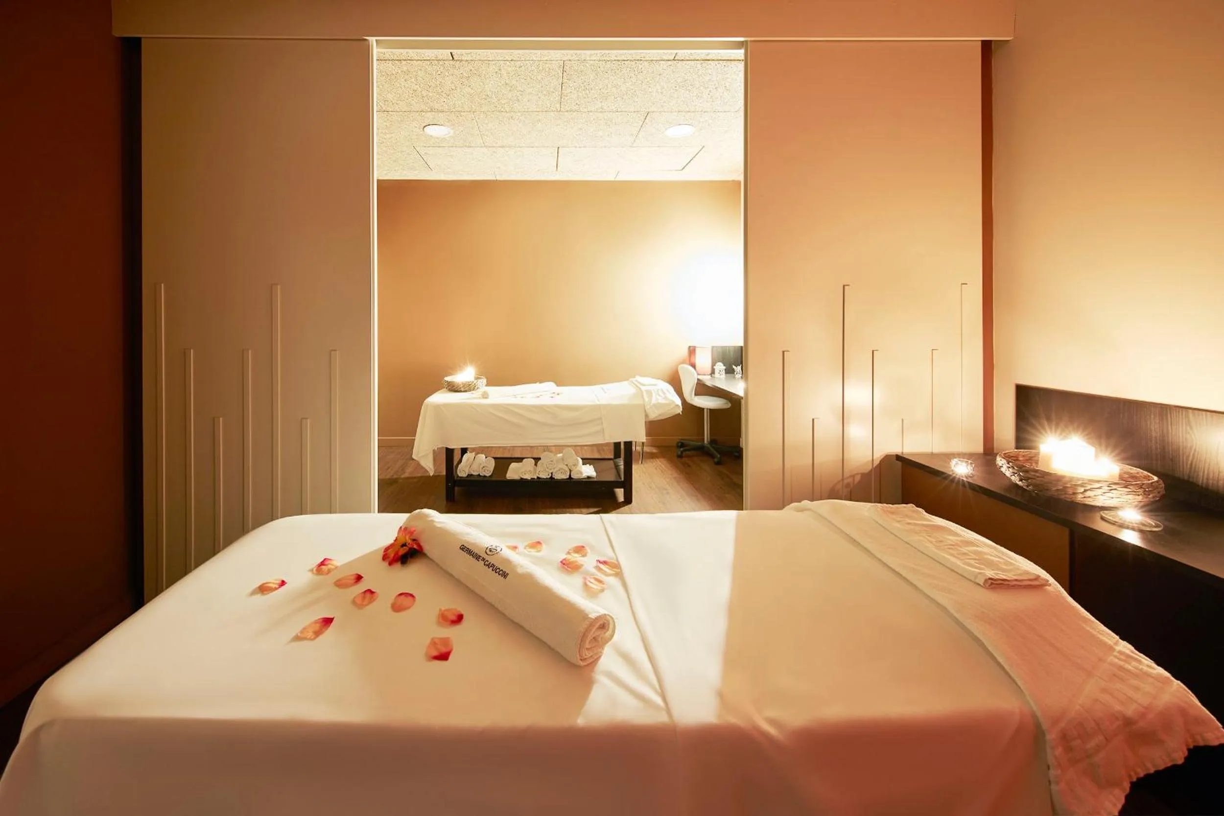 Massage, Bed in PortAventura Hotel Caribe - Includes unlimited access to PortAventura Park & 1 access to Ferrari Land