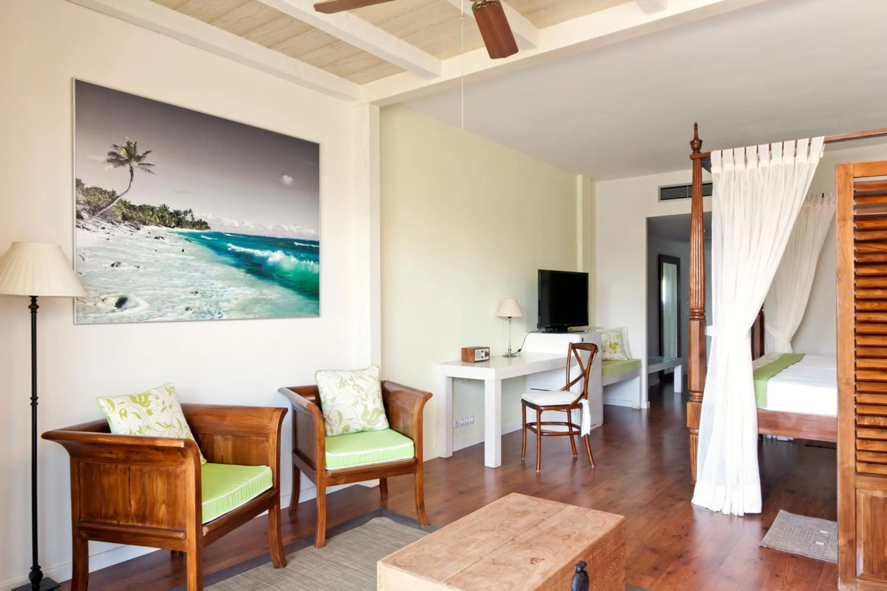 Decorative detail in PortAventura Hotel Caribe - Includes unlimited access to PortAventura Park & 1 access to Ferrari Land