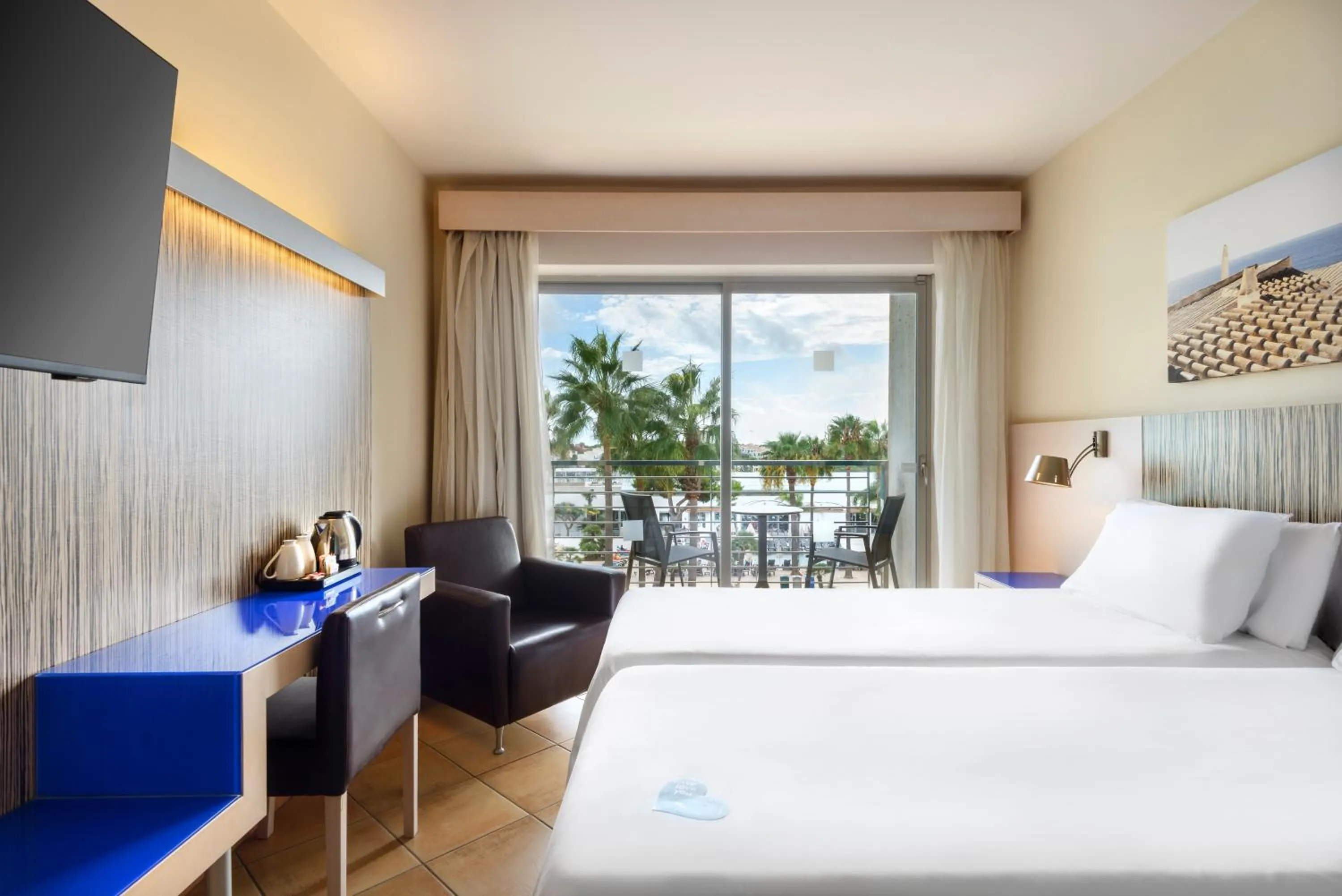 Bed in Occidental Menorca