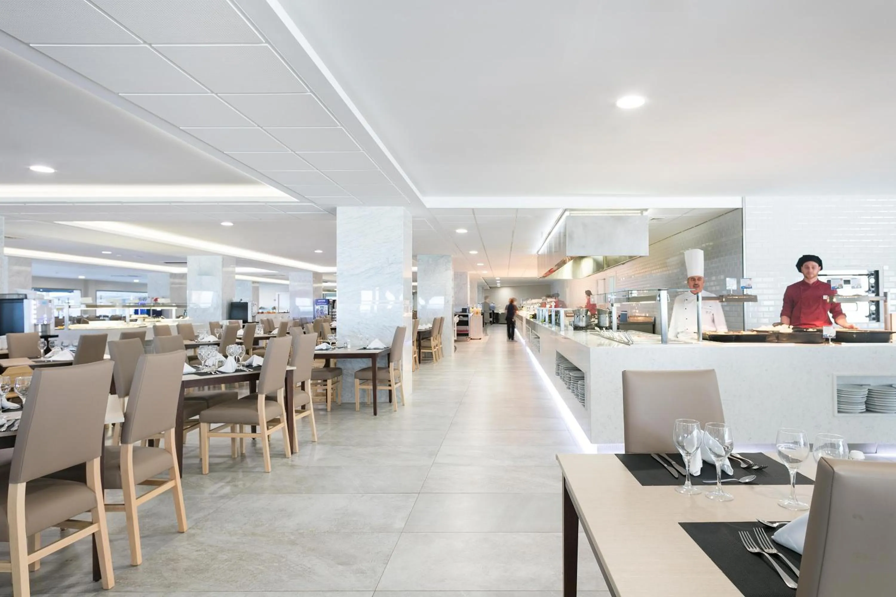 Restaurant/places to eat in Hotel Best Sabinal