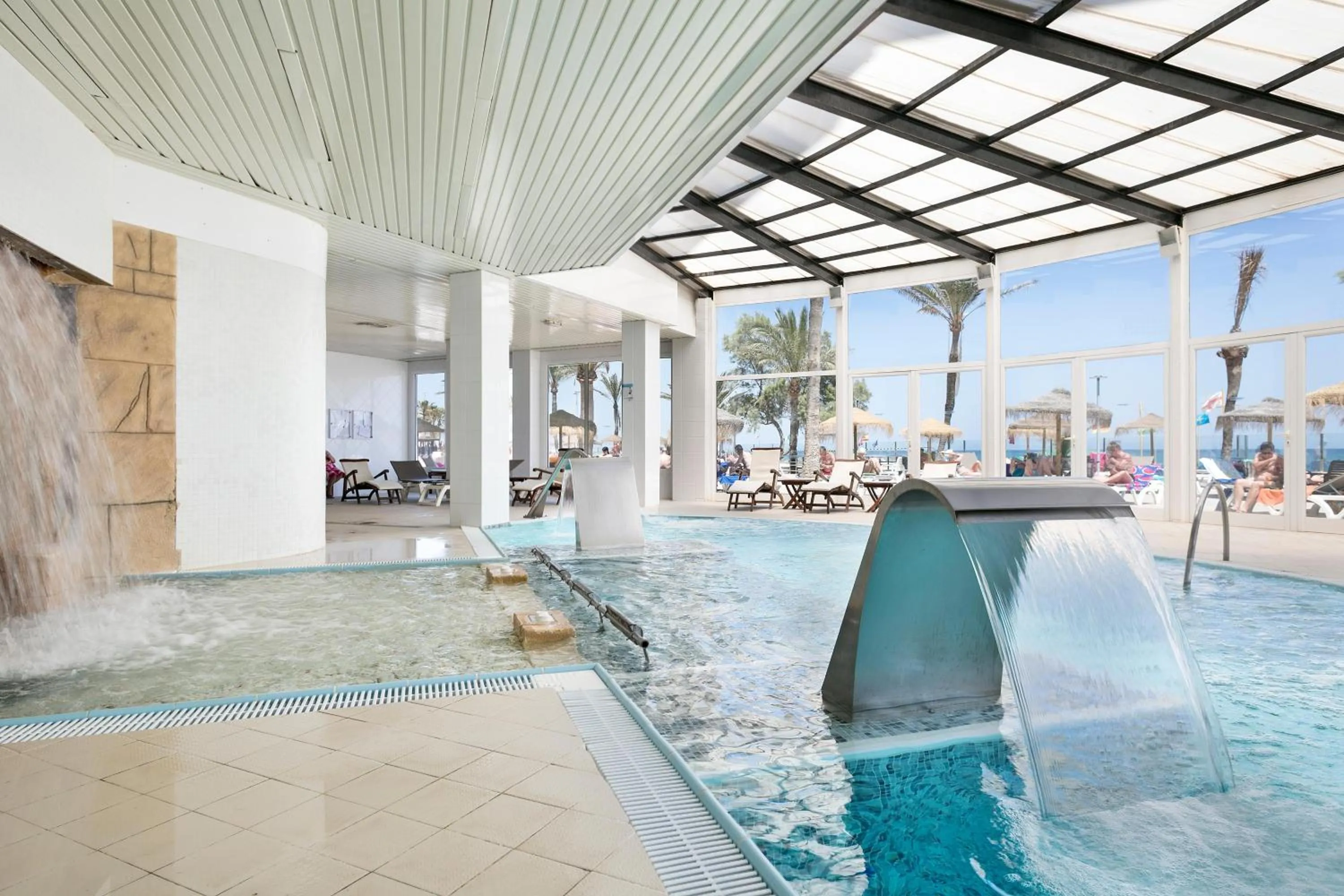 Hot Spring Bath in Hotel Best Sabinal