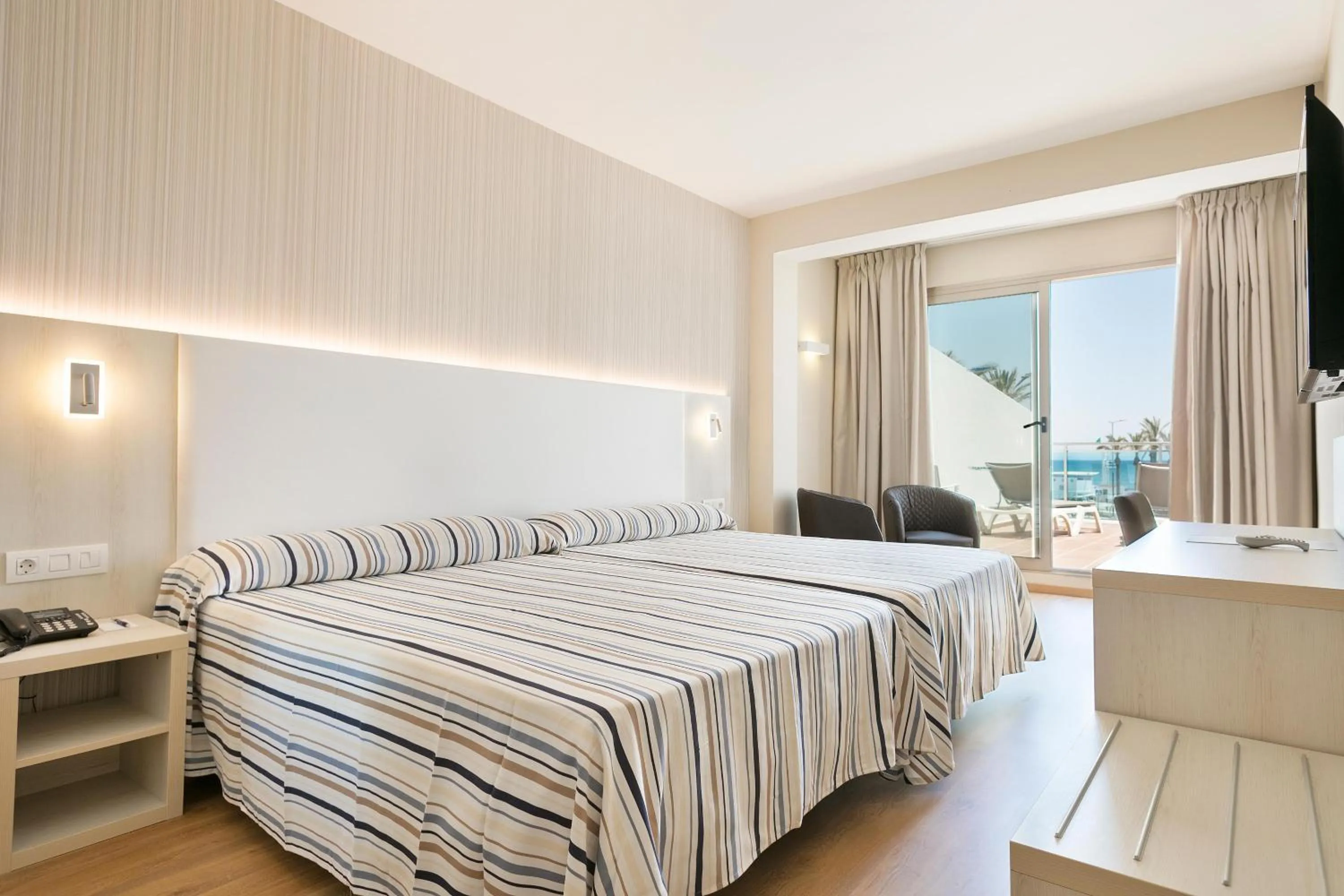 Photo of the whole room, Bed in Hotel Best Sabinal