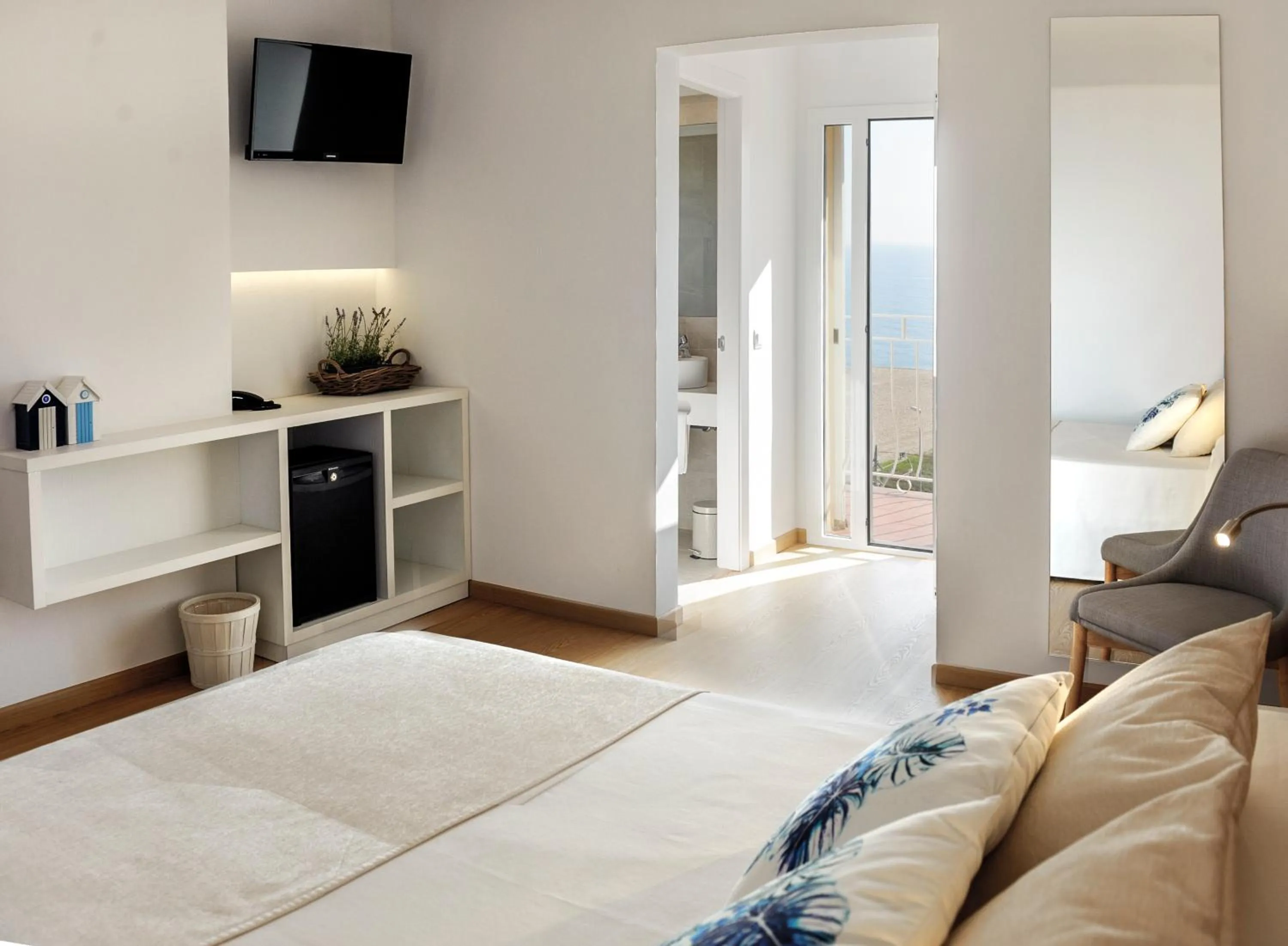 Photo of the whole room in Hotel Rosa Nàutica