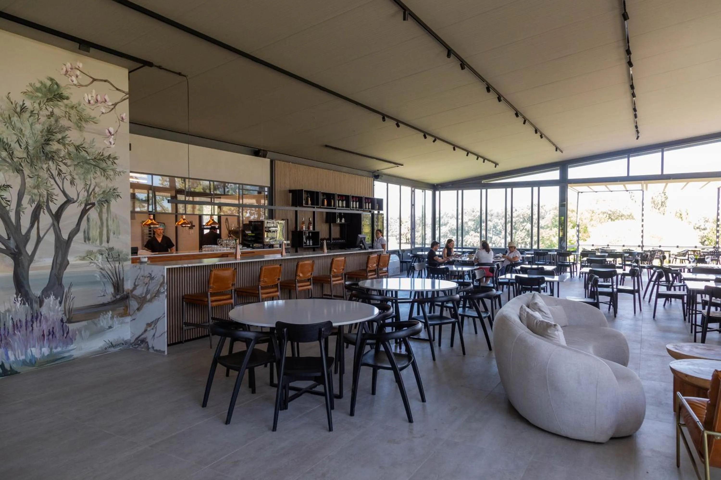 Restaurant/places to eat in Finca del Sacramento