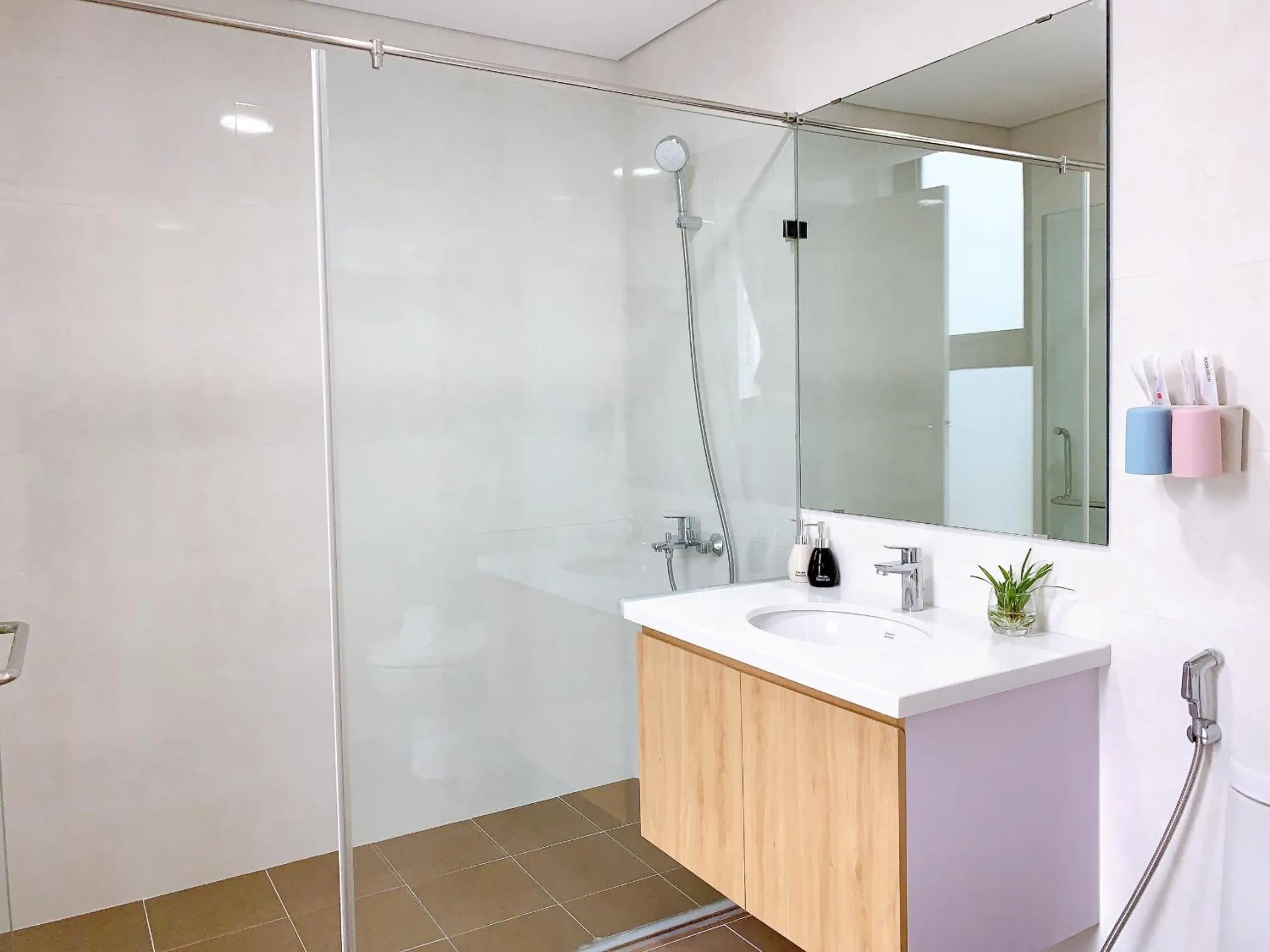 Shower in TSQ STAY Hotel Apartment