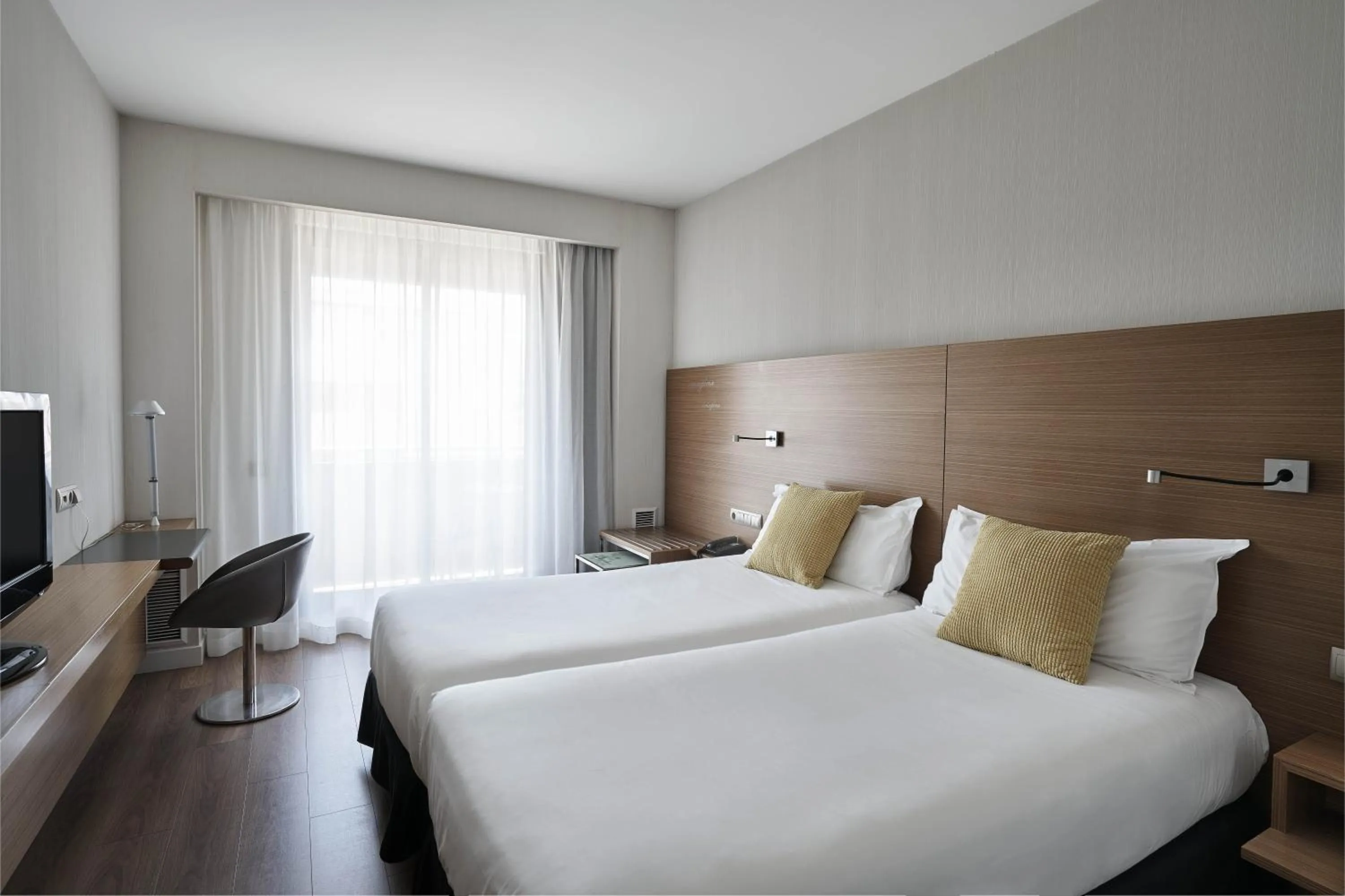 TV and multimedia, Bed in Vincci Zaragoza Zentro