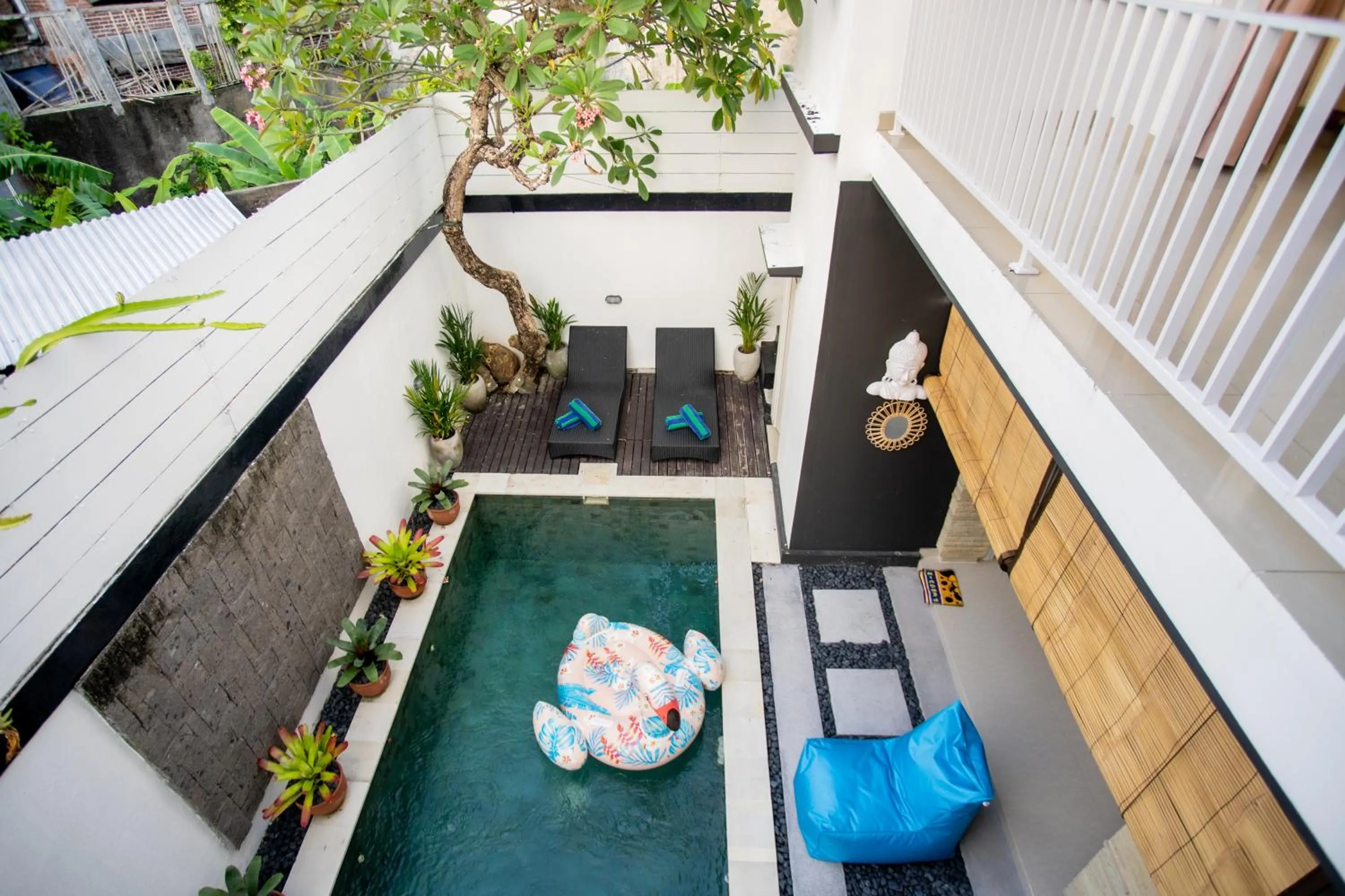 Pool view in Taman Bali A&R Seminyak