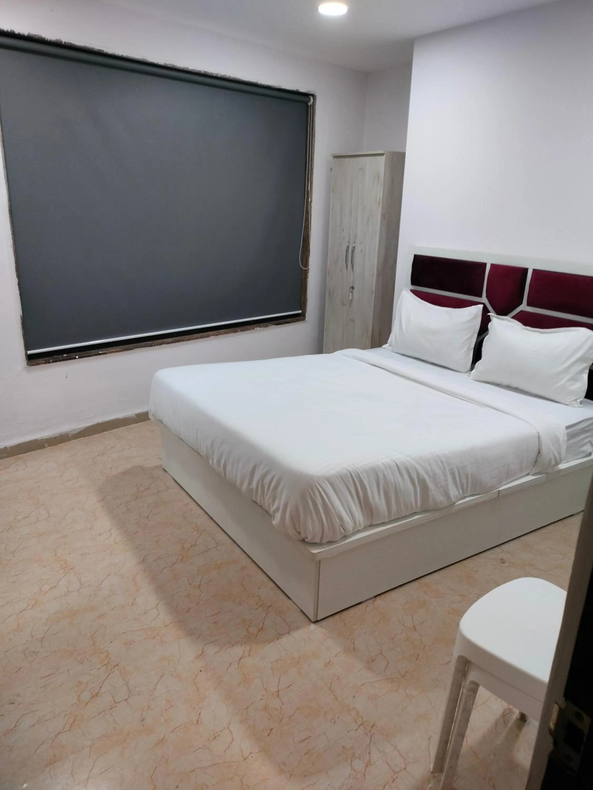 Bedroom in Hotel VYS INN