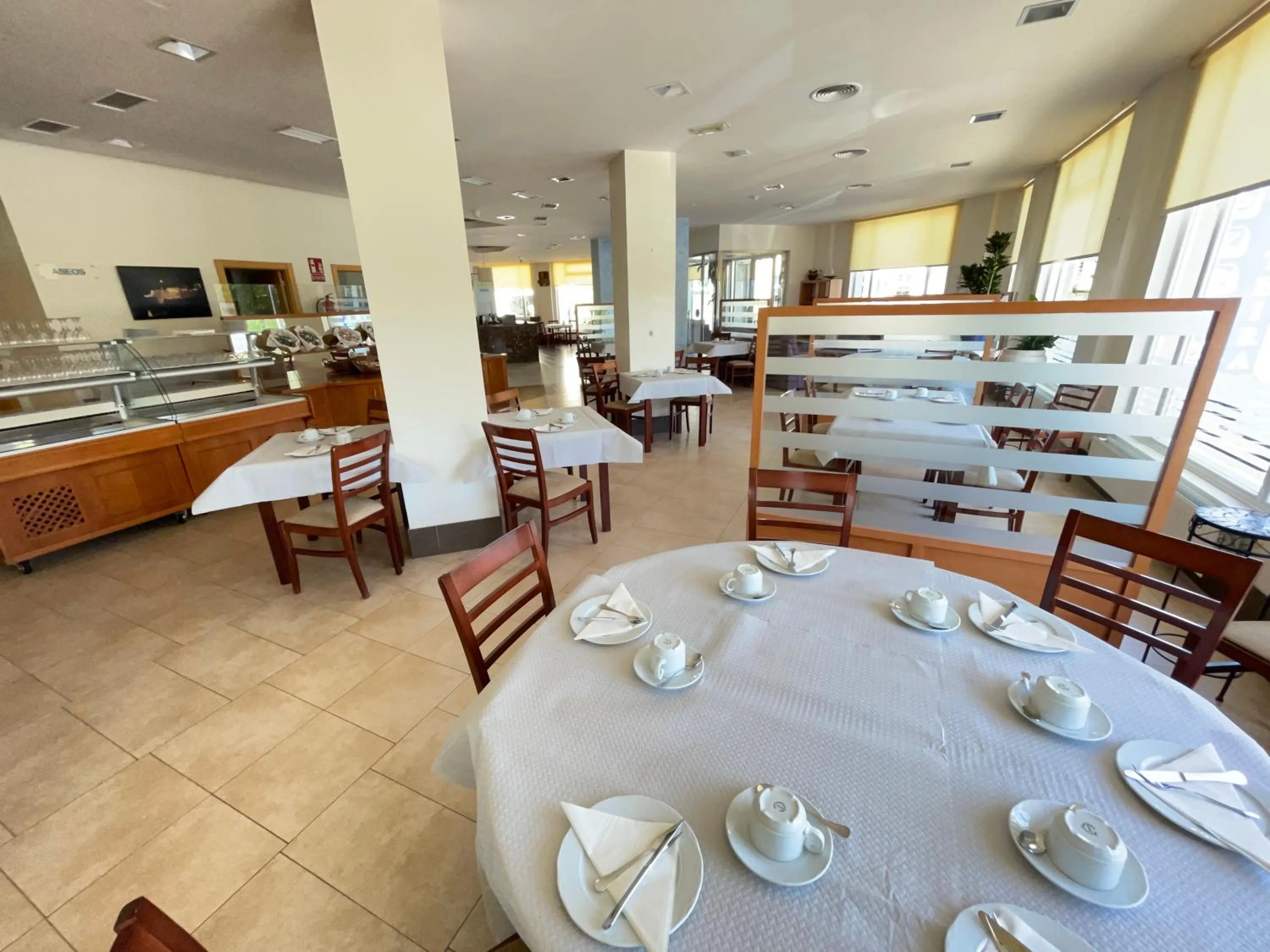 Restaurant/places to eat in Hotel Playa Langosteira by Adeloló