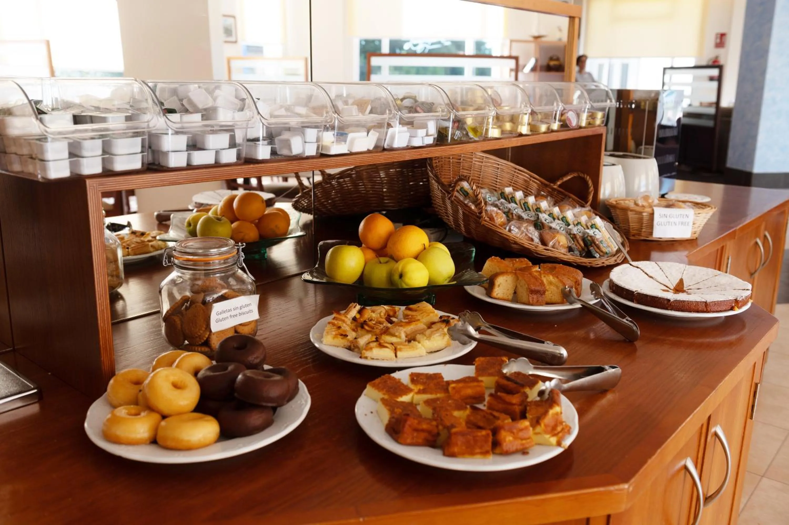 Breakfast in Hotel Playa Langosteira by Adeloló