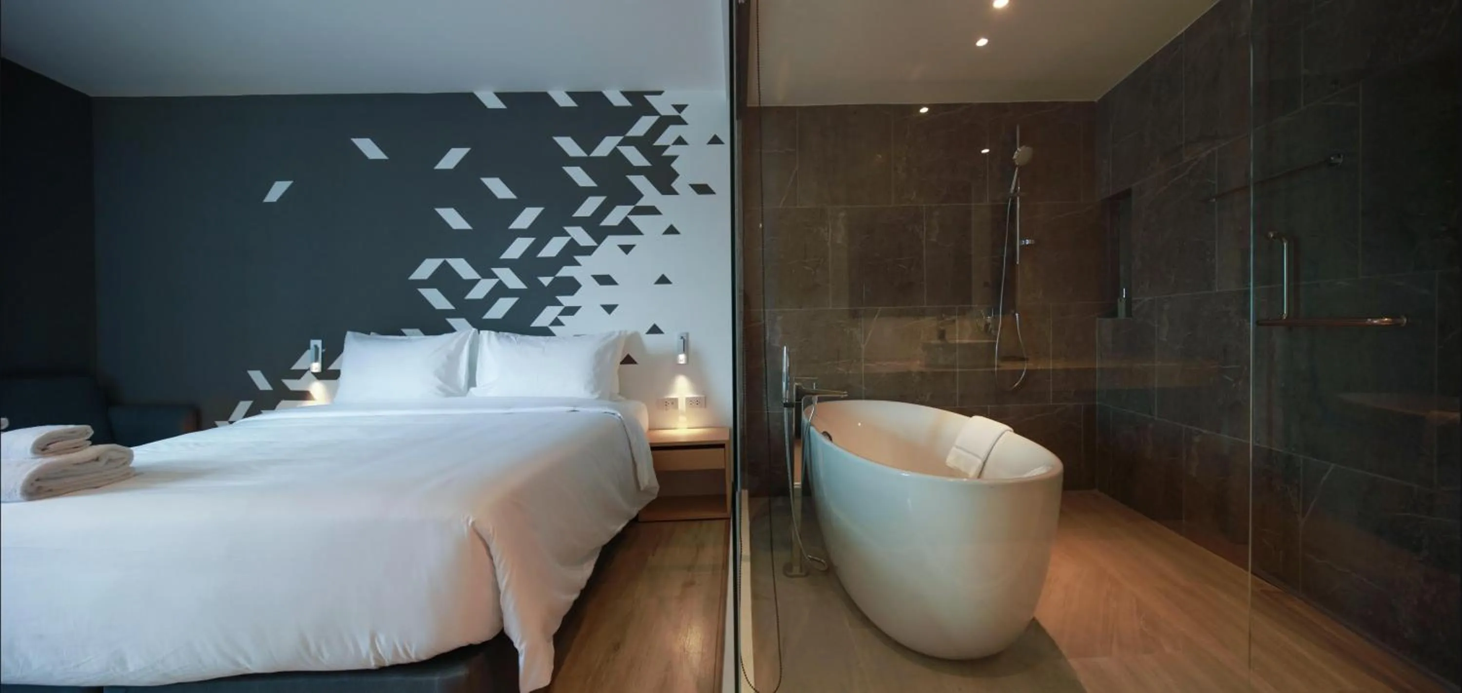 Photo of the whole room, Bed in KOO HOTEL