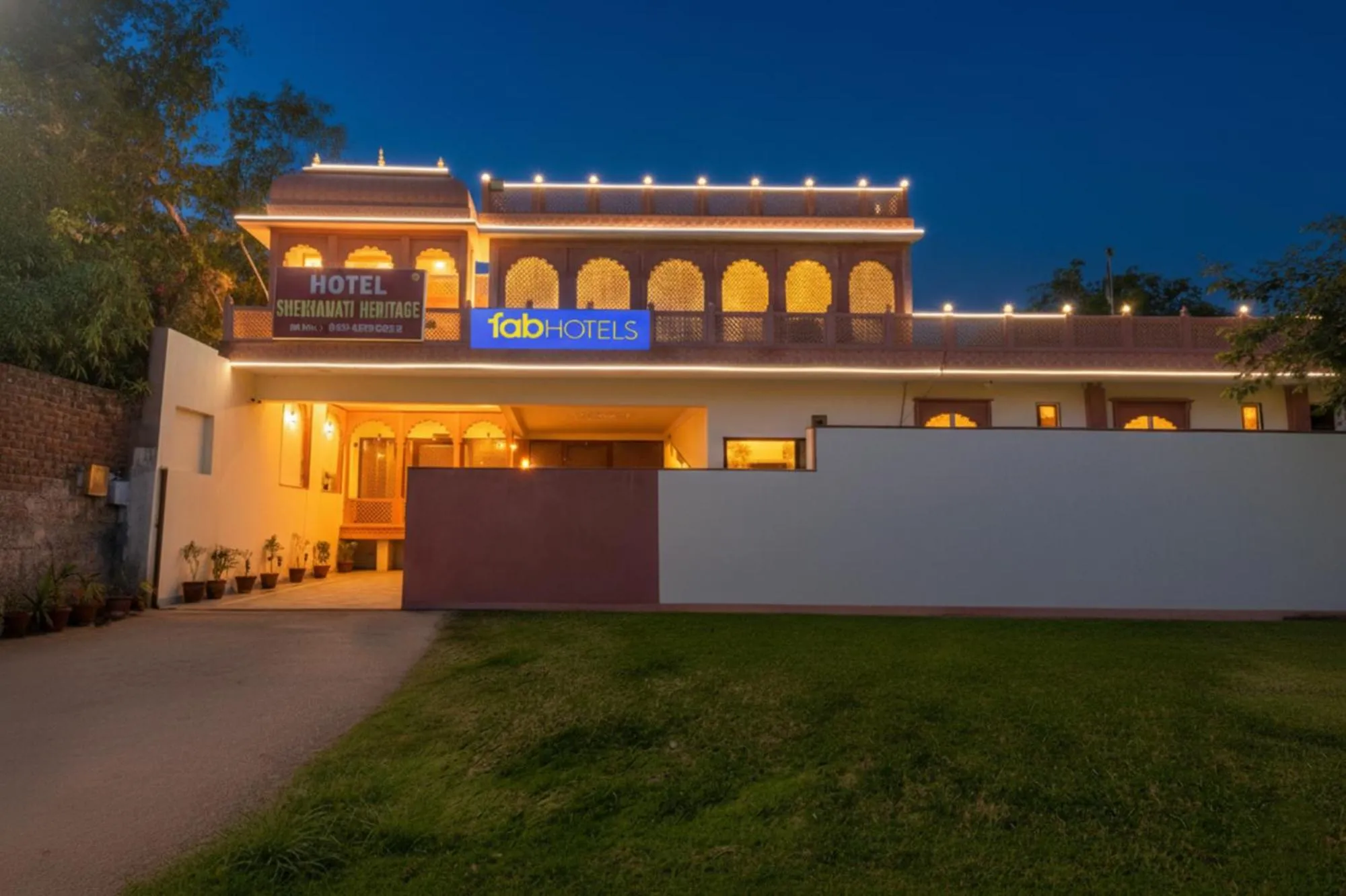 Property building in FabHotel JBS Heritage