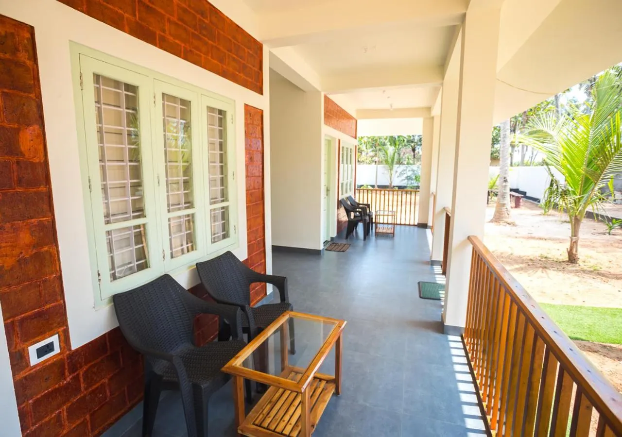 Patio in Ocean View Beach Villa Varkala by VOYE HOMES