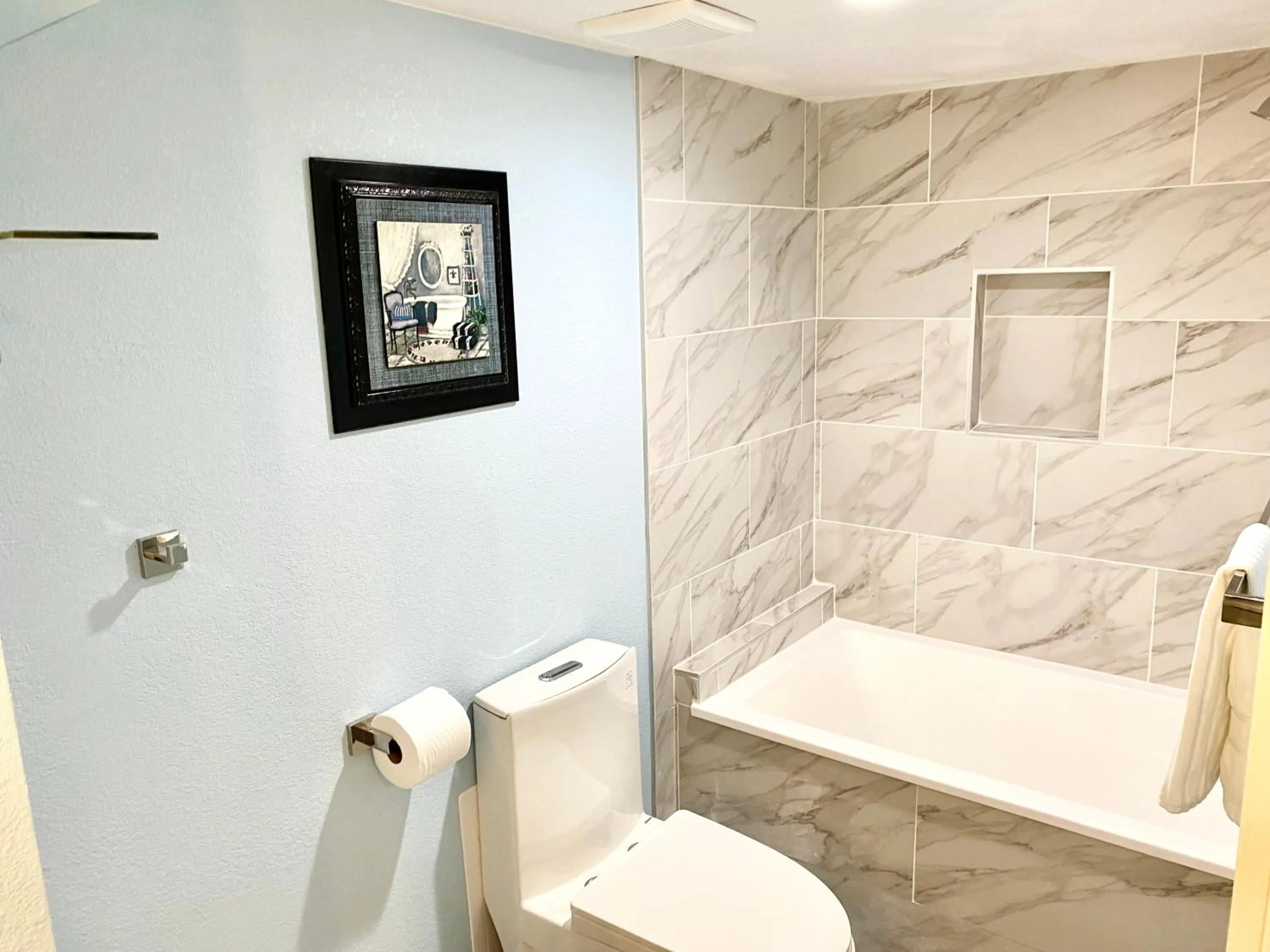 Toilet in 3br home 2br unit close to USAFA with fireplace