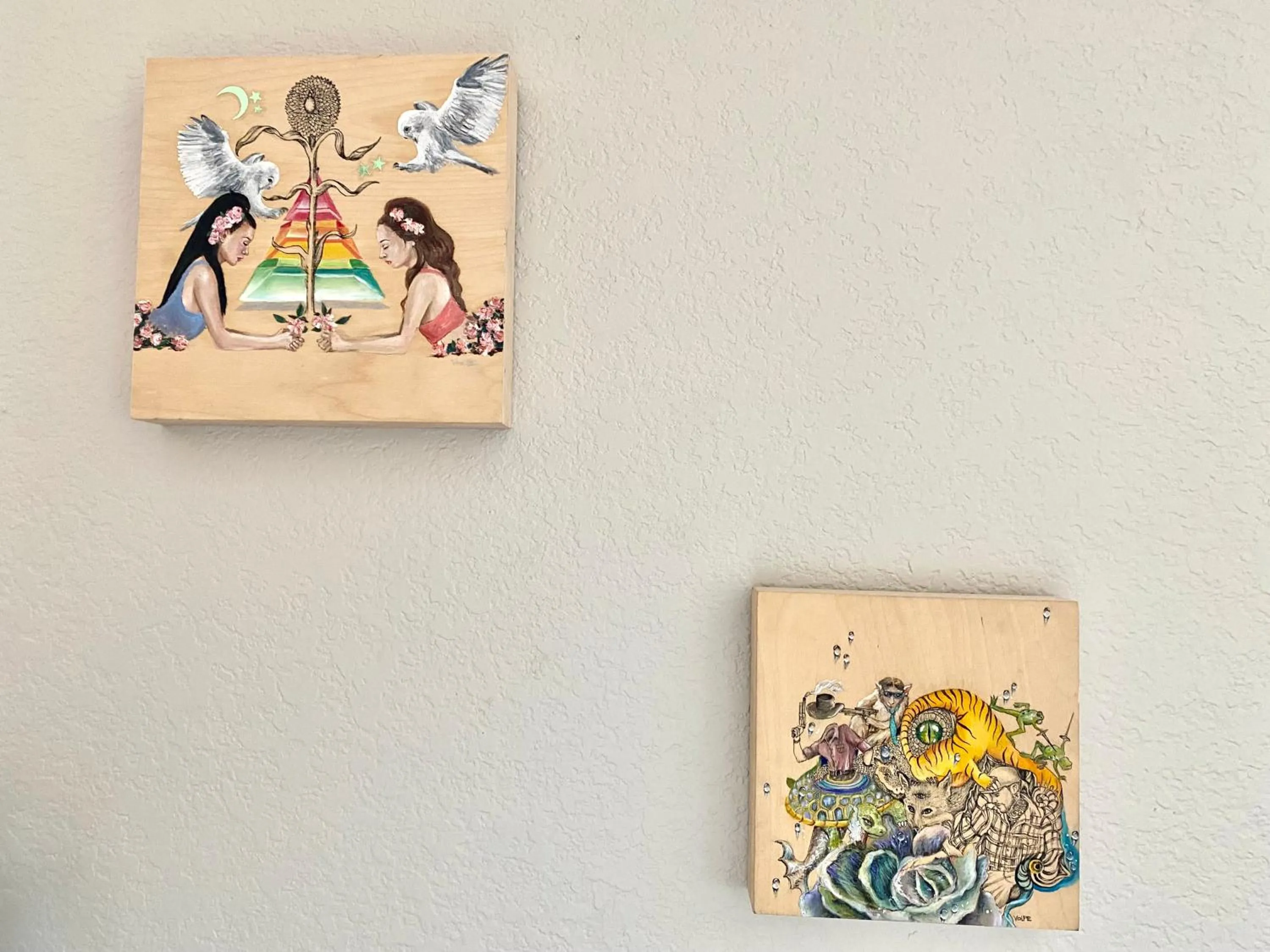 Decorative detail in 3br home 2br unit close to USAFA with fireplace