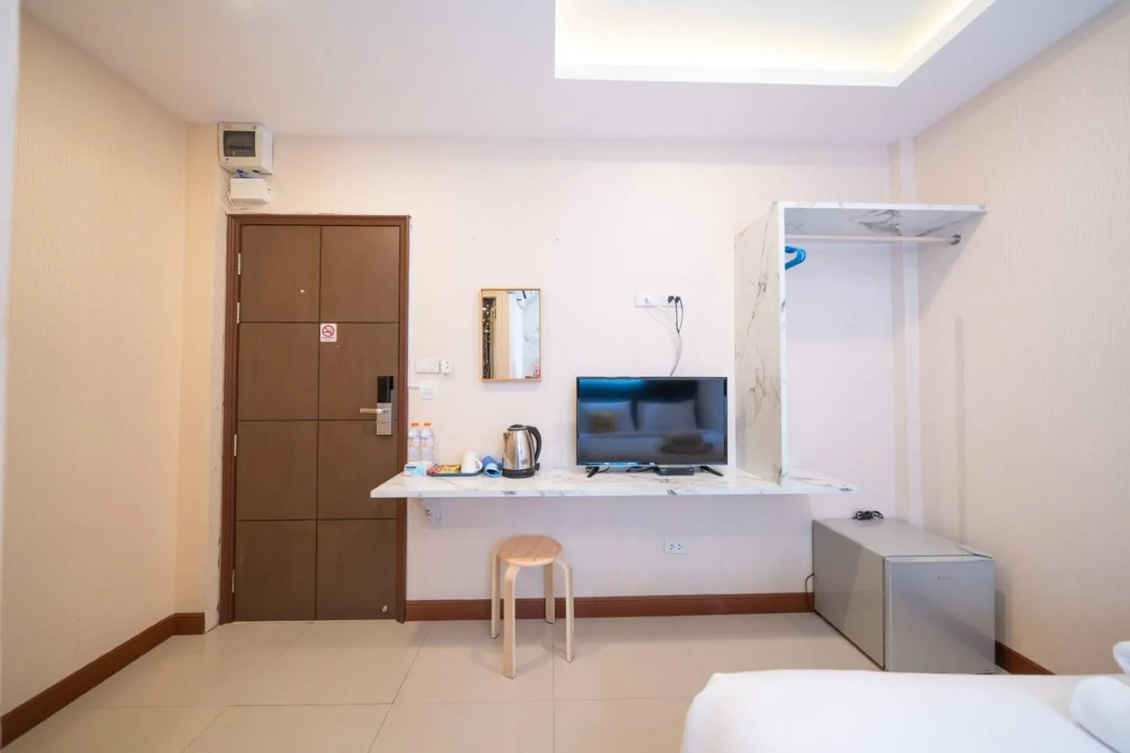 Bedroom, Bed in Amber Inn