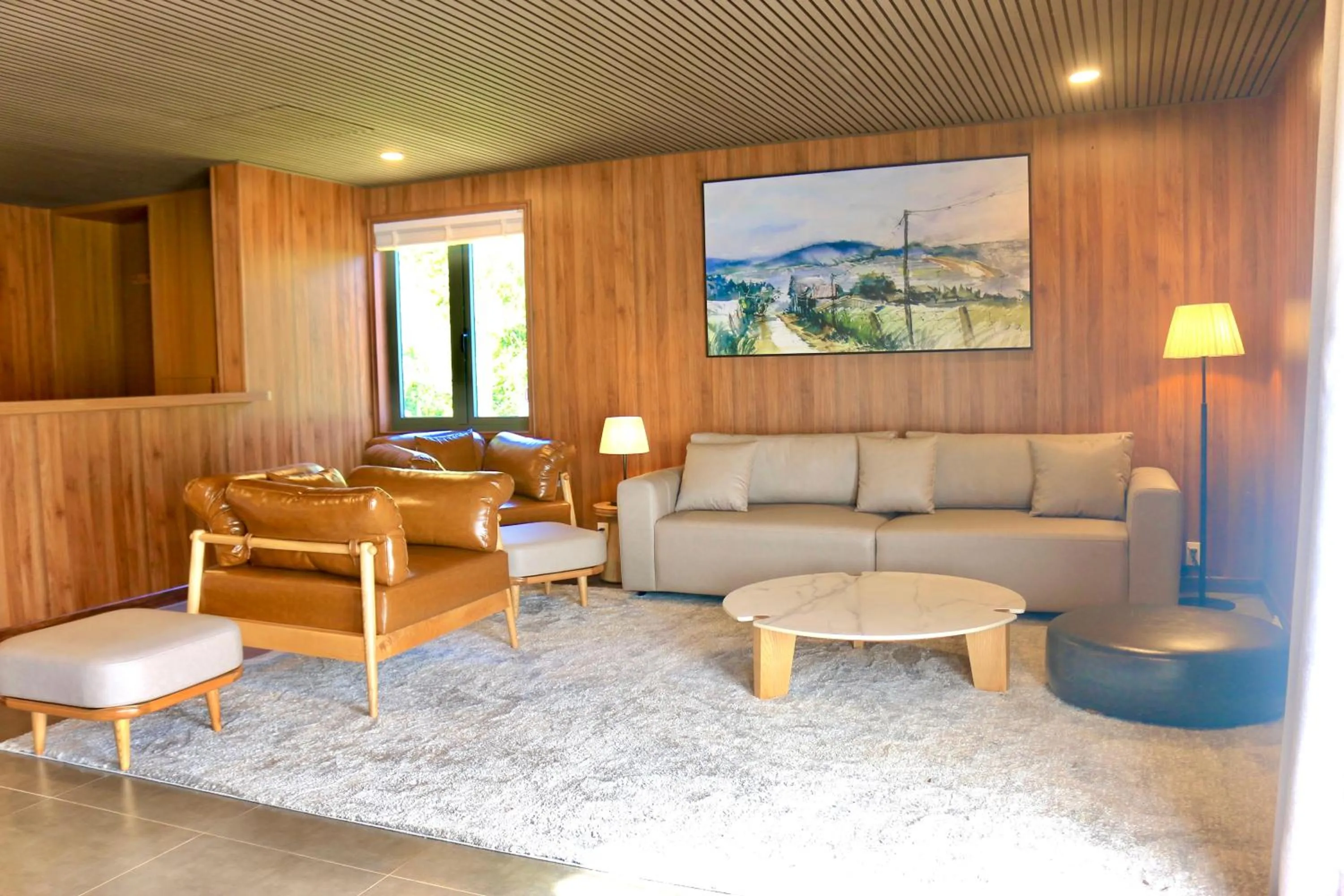 Communal lounge/ TV room in Lavender Dalat Hotel and Resorts