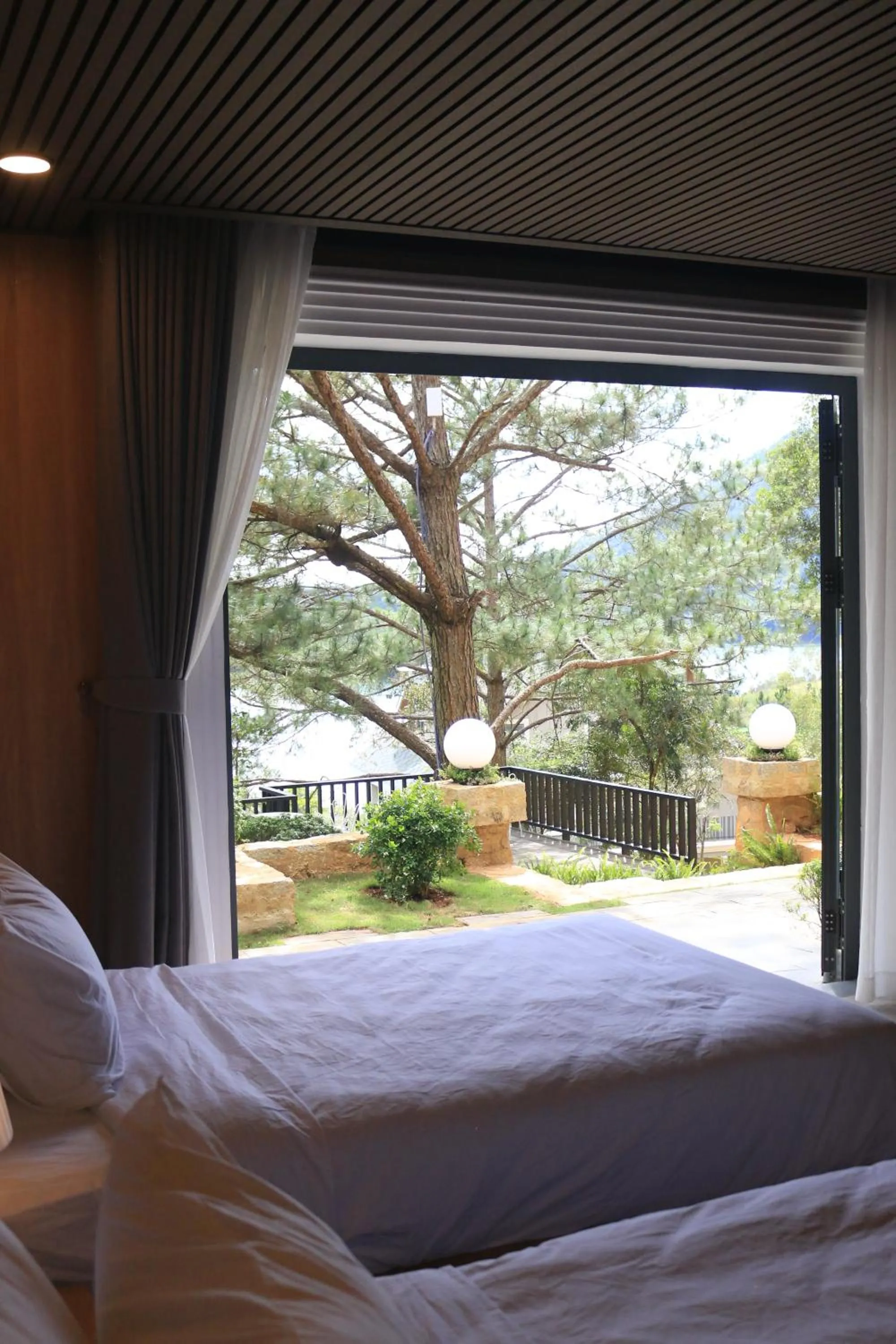 Bed in Lavender Dalat Hotel and Resorts