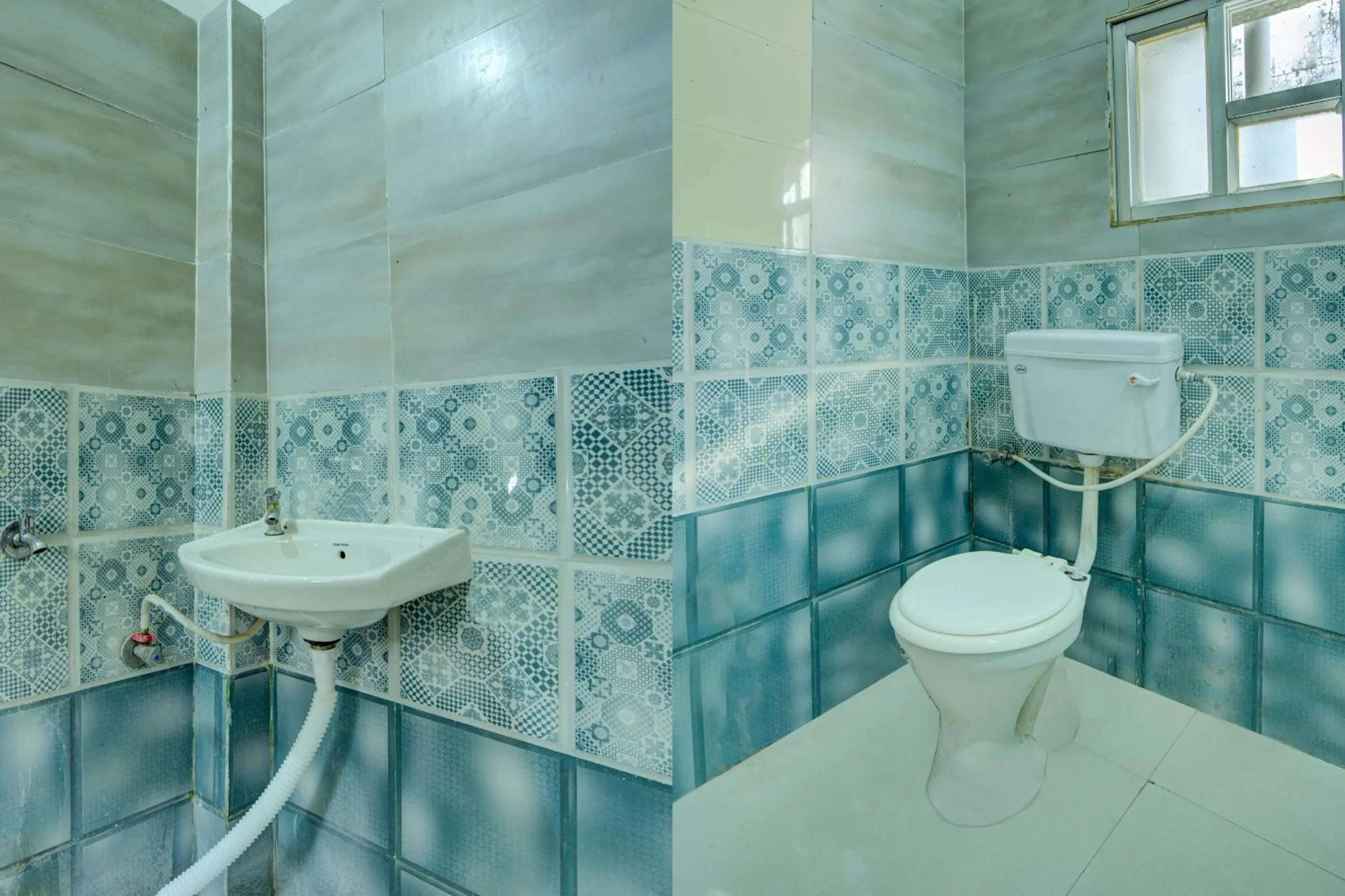 Bathroom in Super Hotel O Pragya New