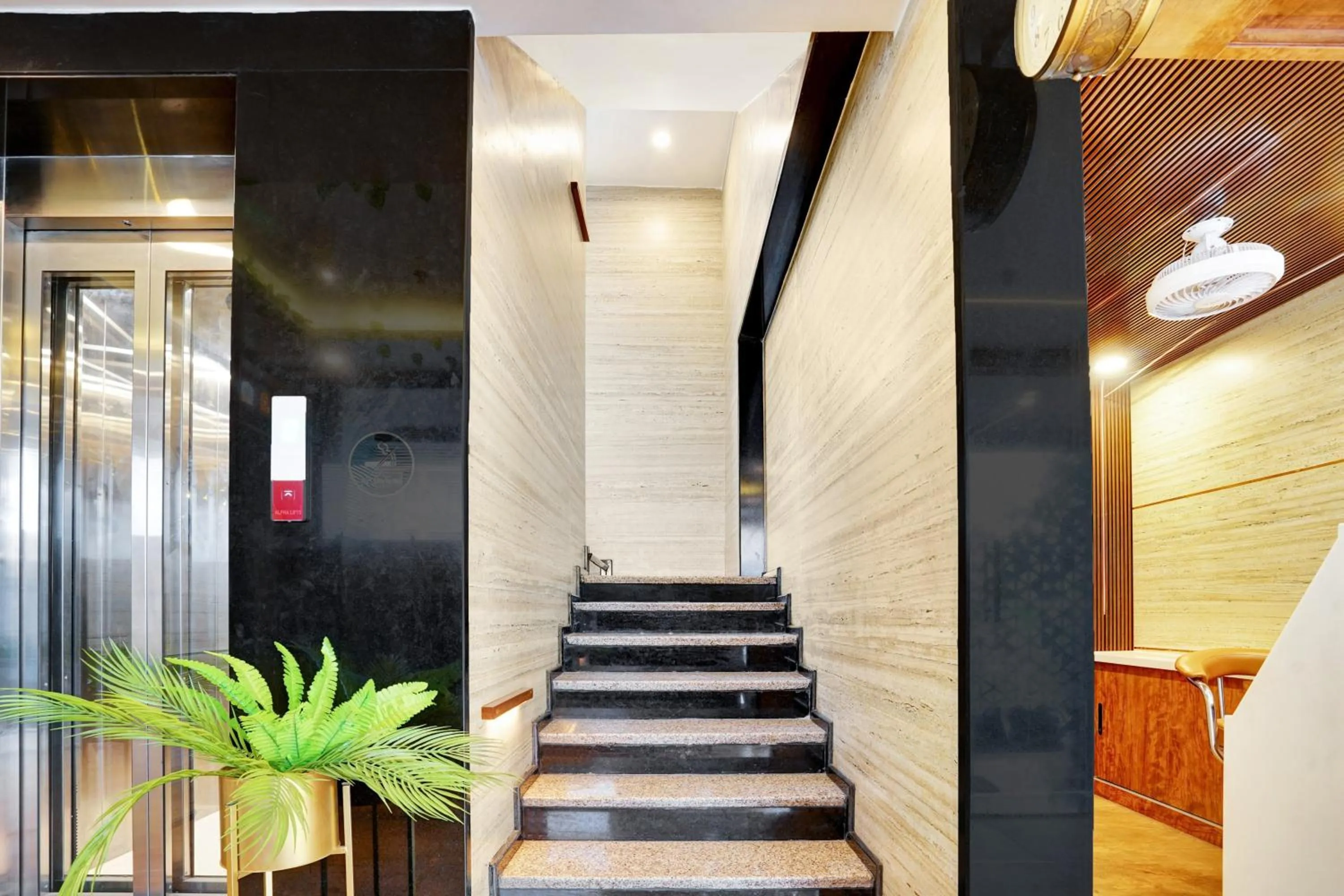 Lobby or reception in Super Collection O KEYS ELITE