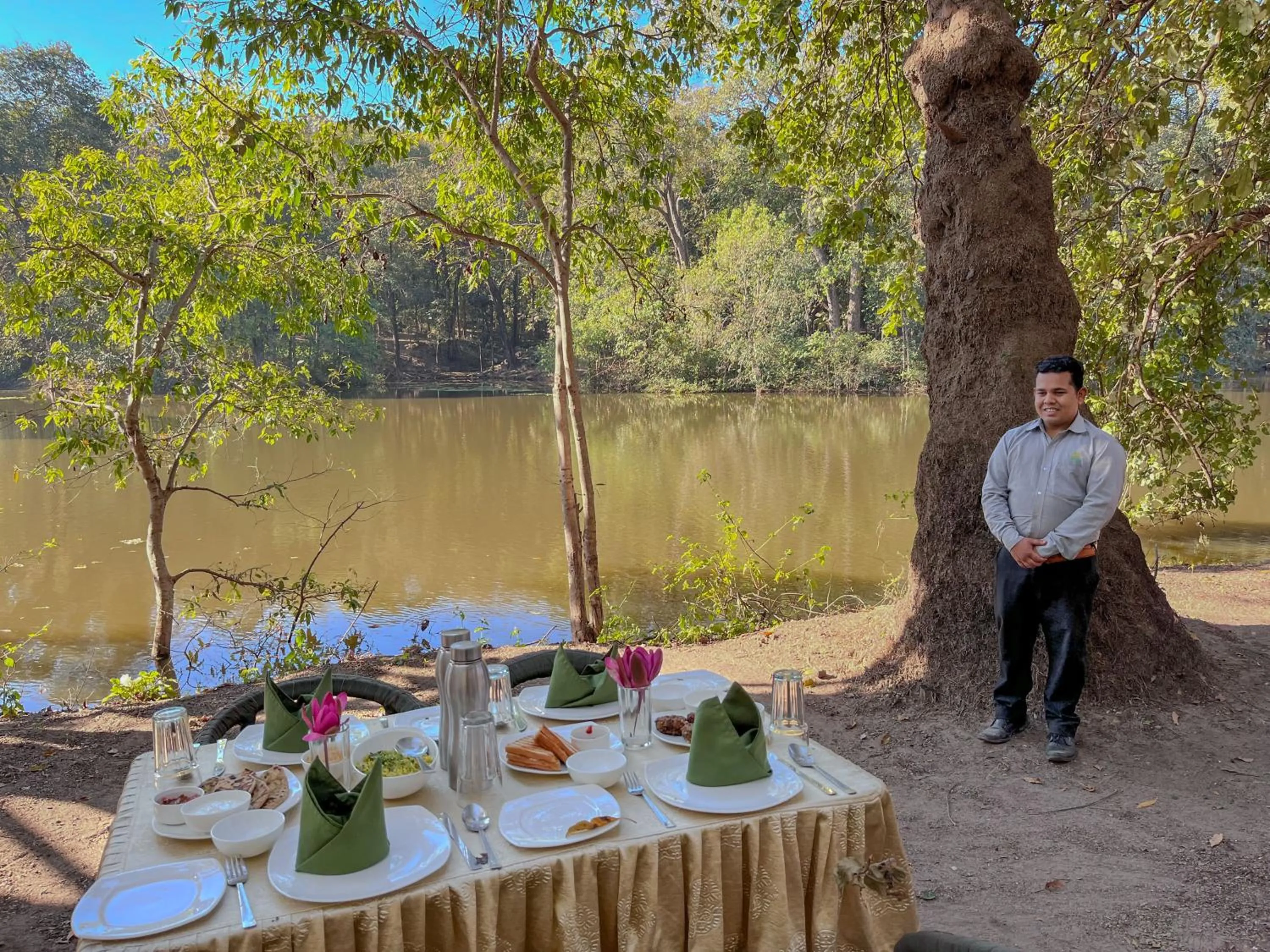 Food and drinks in Rukhad Jungle Camp - Pench