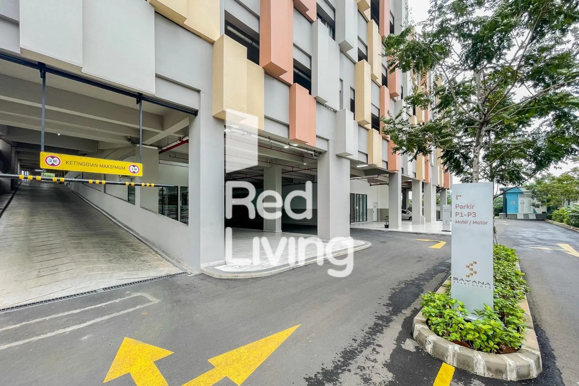Property building in RedLiving Apartemen Sayana - Sentra Jaya