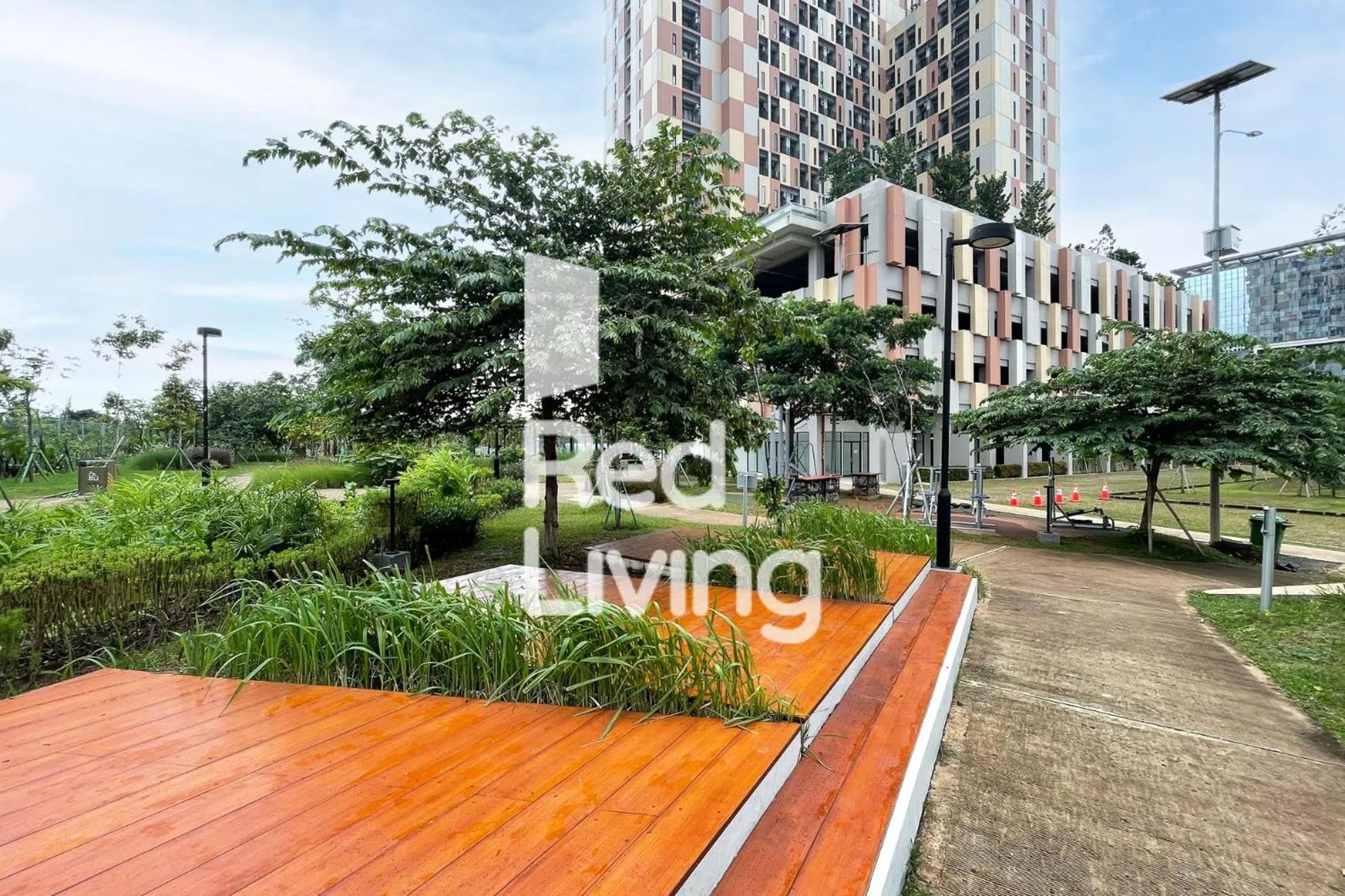 Property building in RedLiving Apartemen Sayana - Sentra Jaya