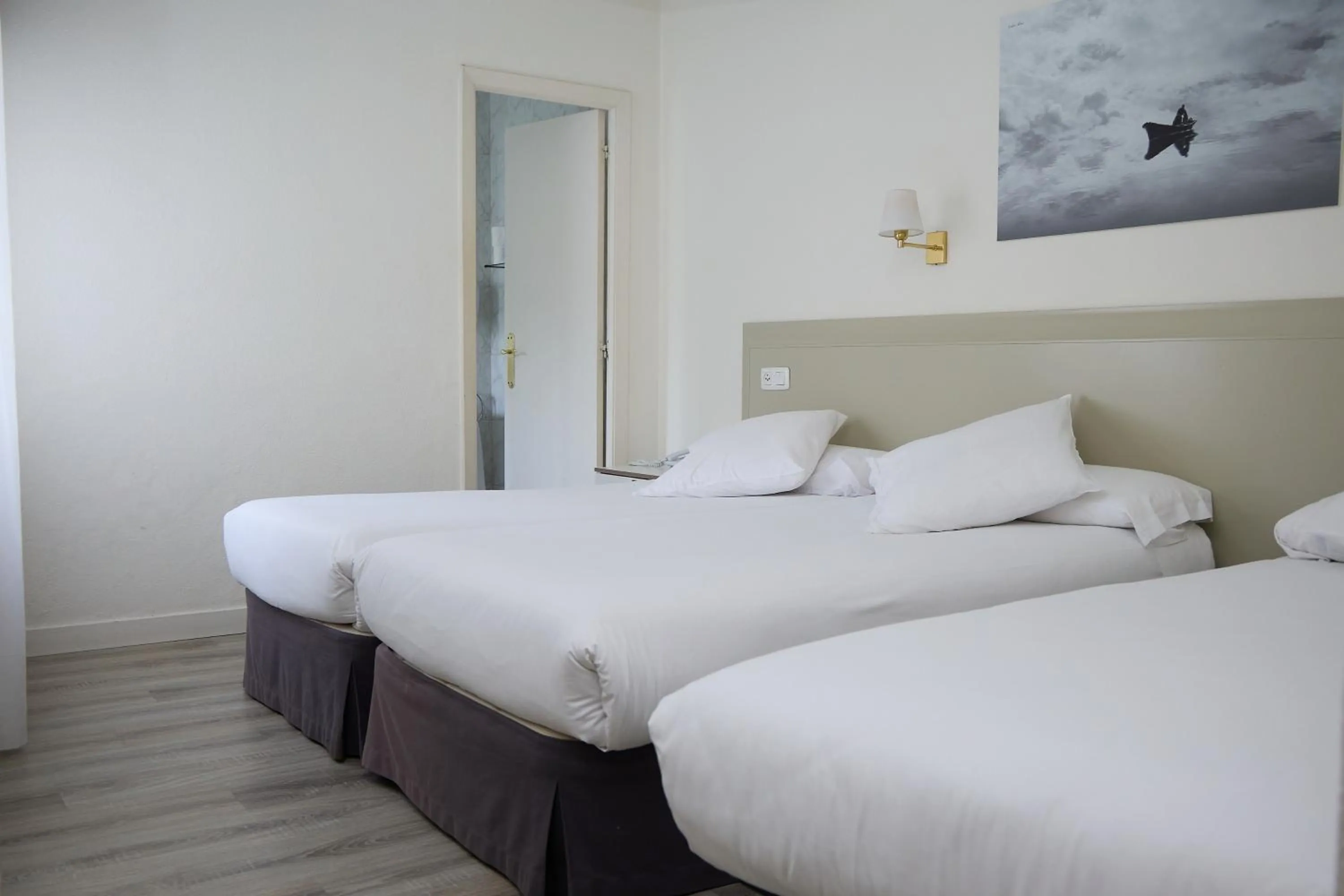 Bed in Hotel Vigo Plaza