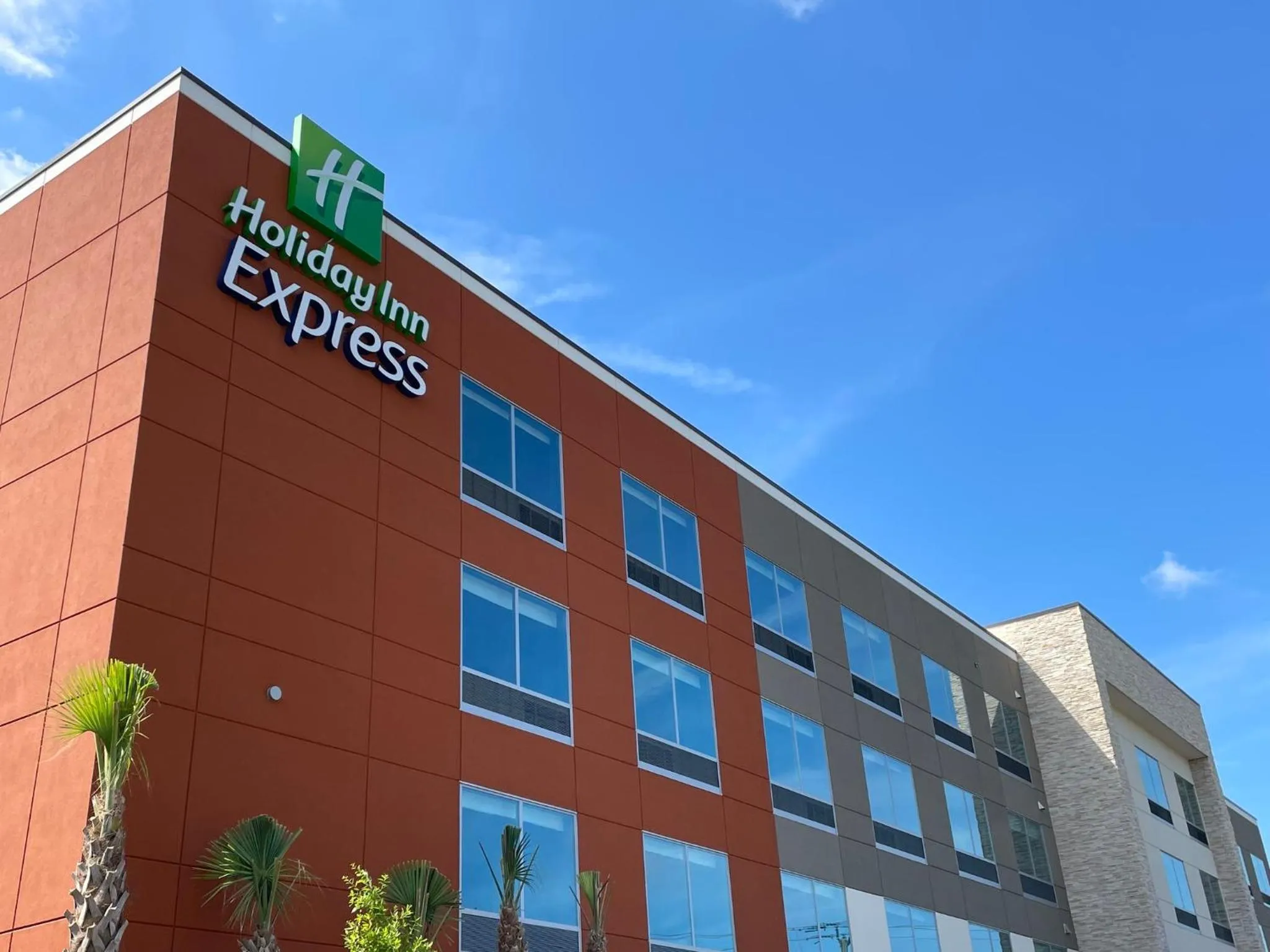 Property building in Holiday Inn Express - Starke by IHG
