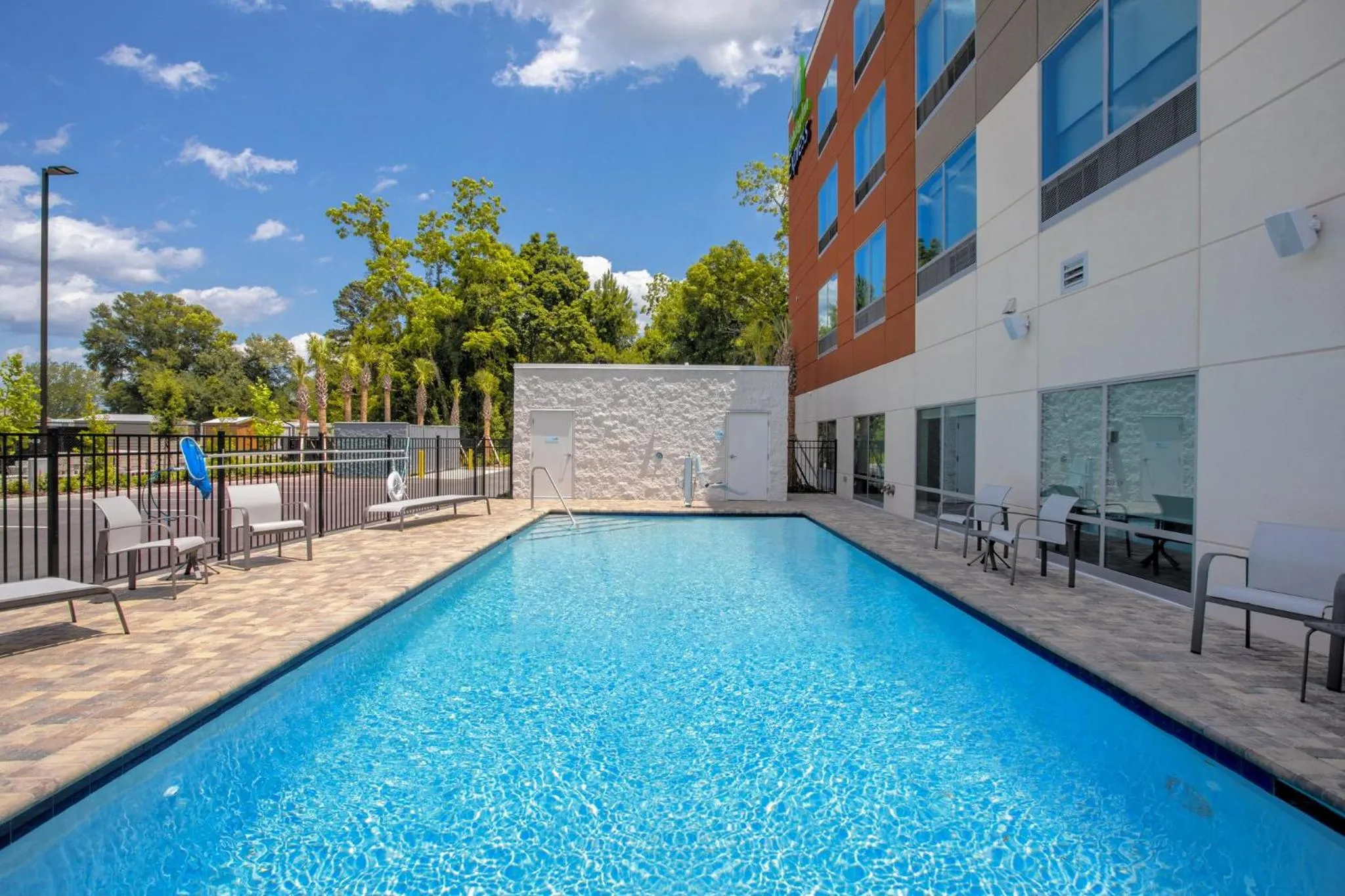 Swimming pool in Holiday Inn Express - Starke by IHG