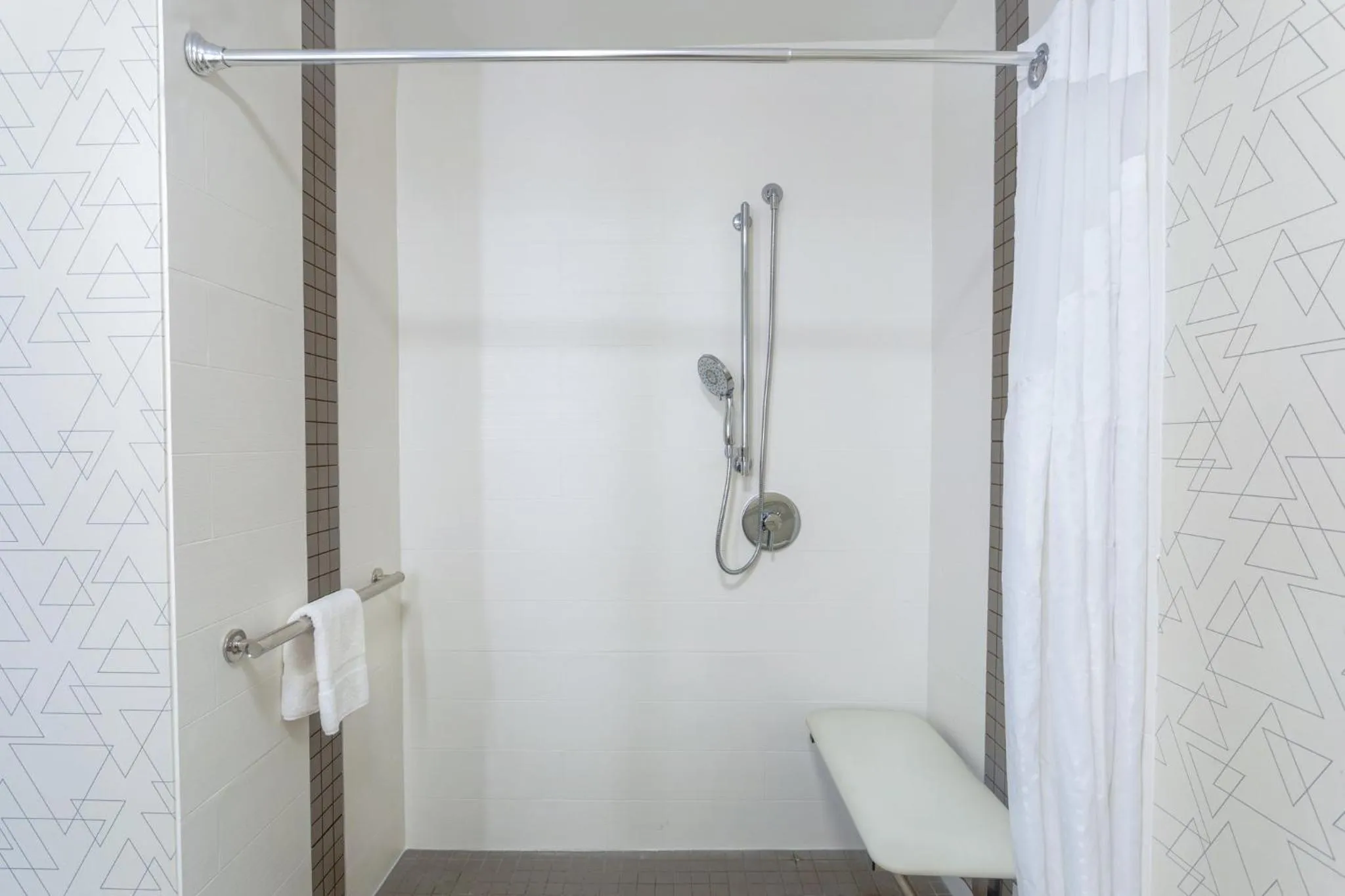 Bathroom in Holiday Inn Express - Starke by IHG