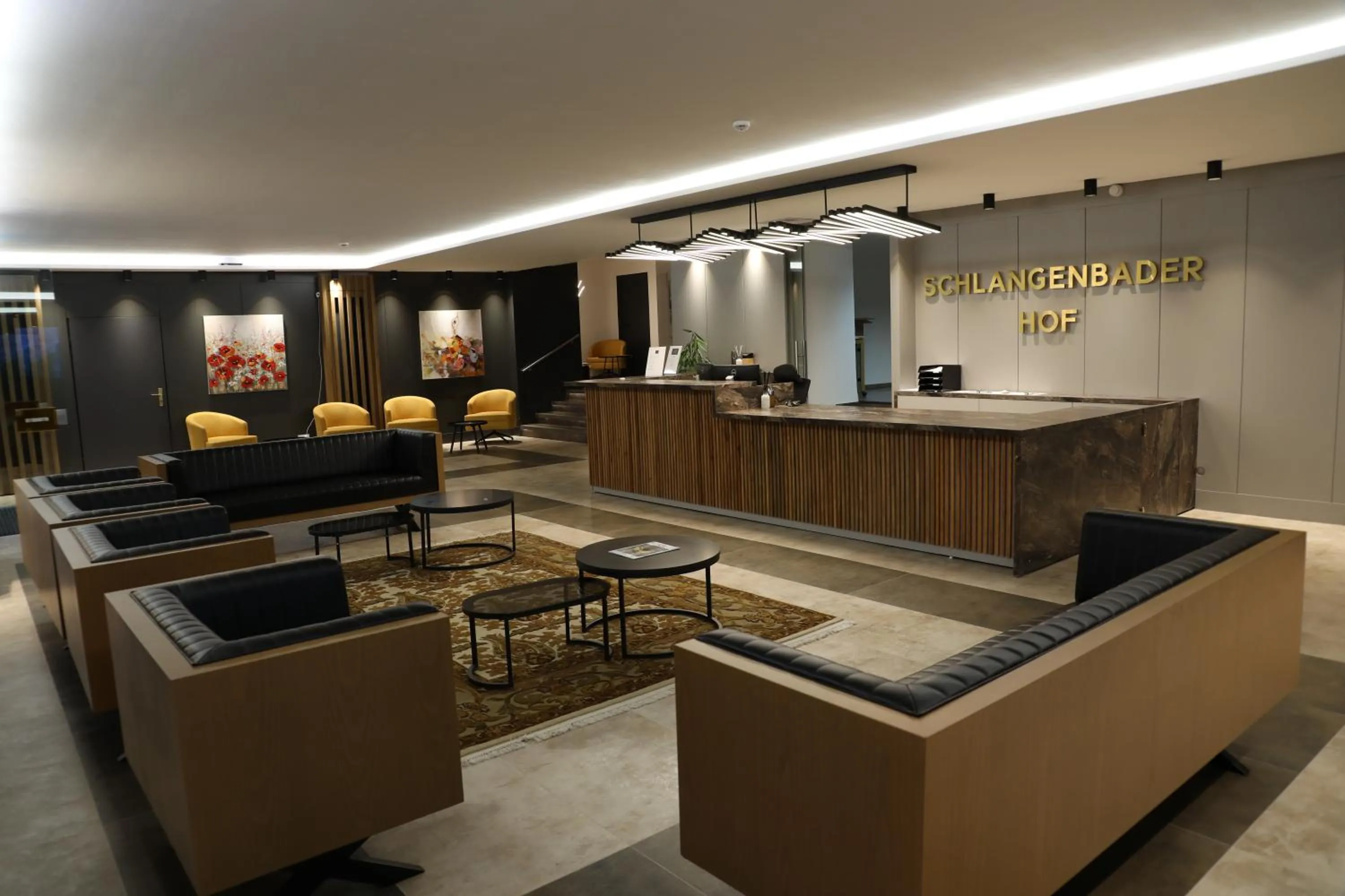 Lobby or reception in Hotel Schlangenbader Hof