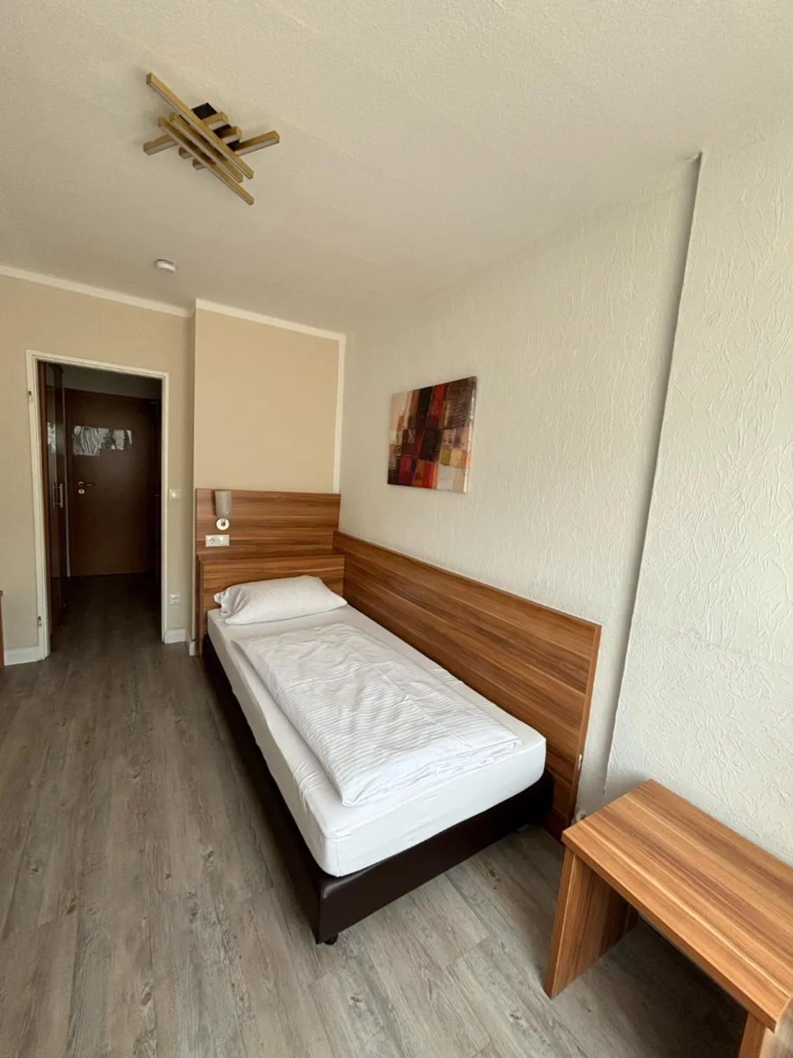 Bed in Hotel Schlangenbader Hof