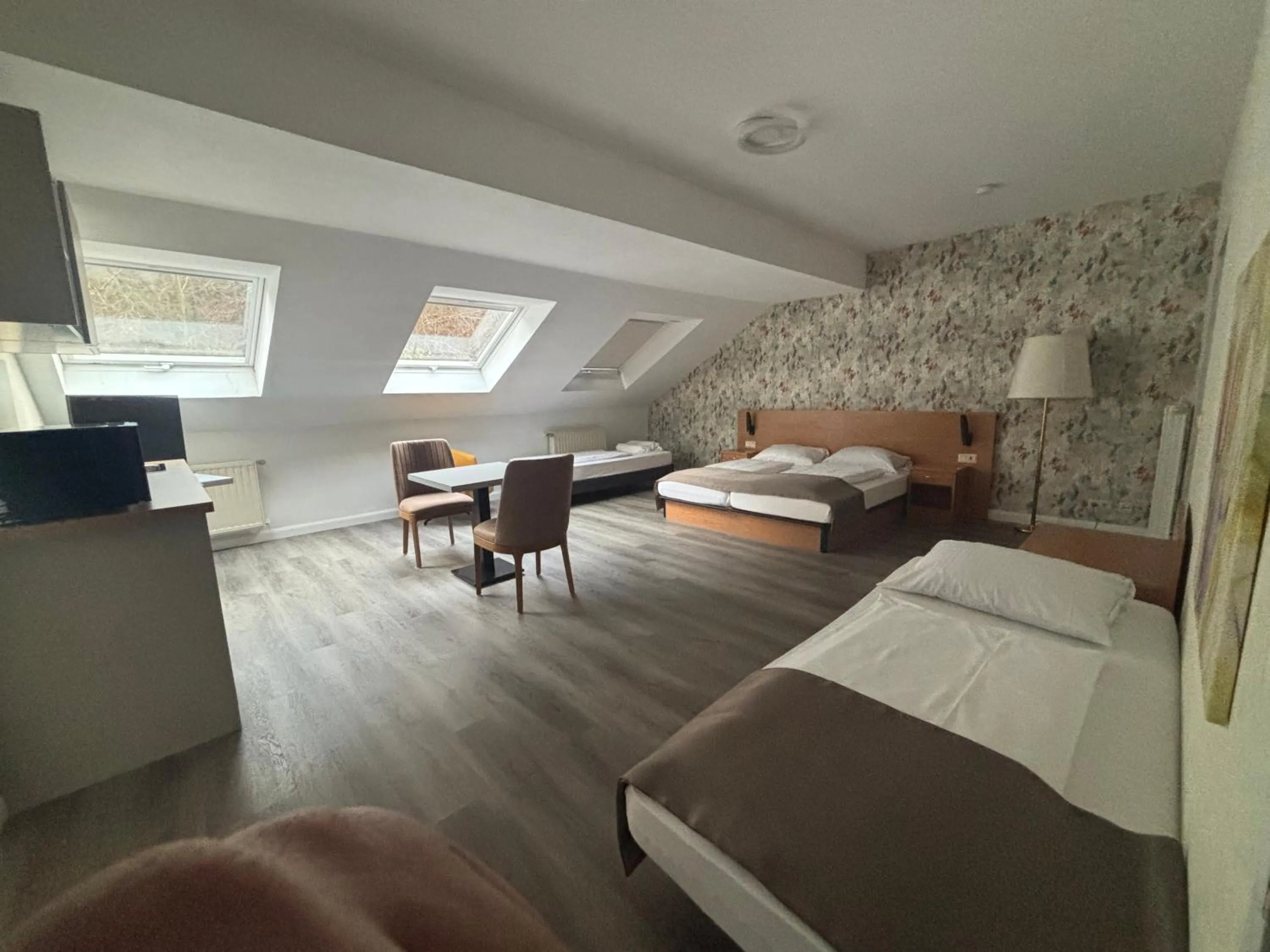 Bed in Hotel Schlangenbader Hof