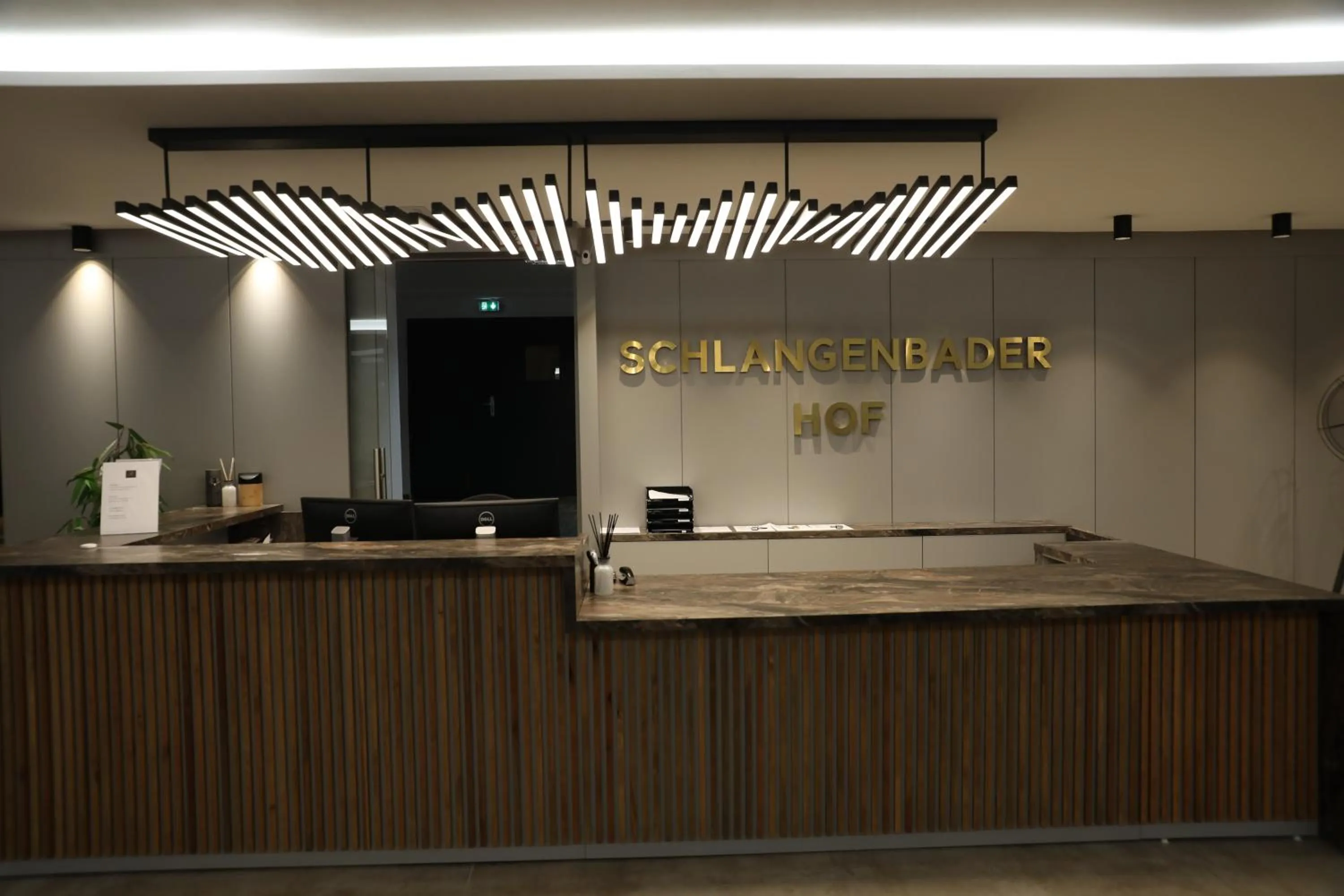 Lobby or reception in Hotel Schlangenbader Hof