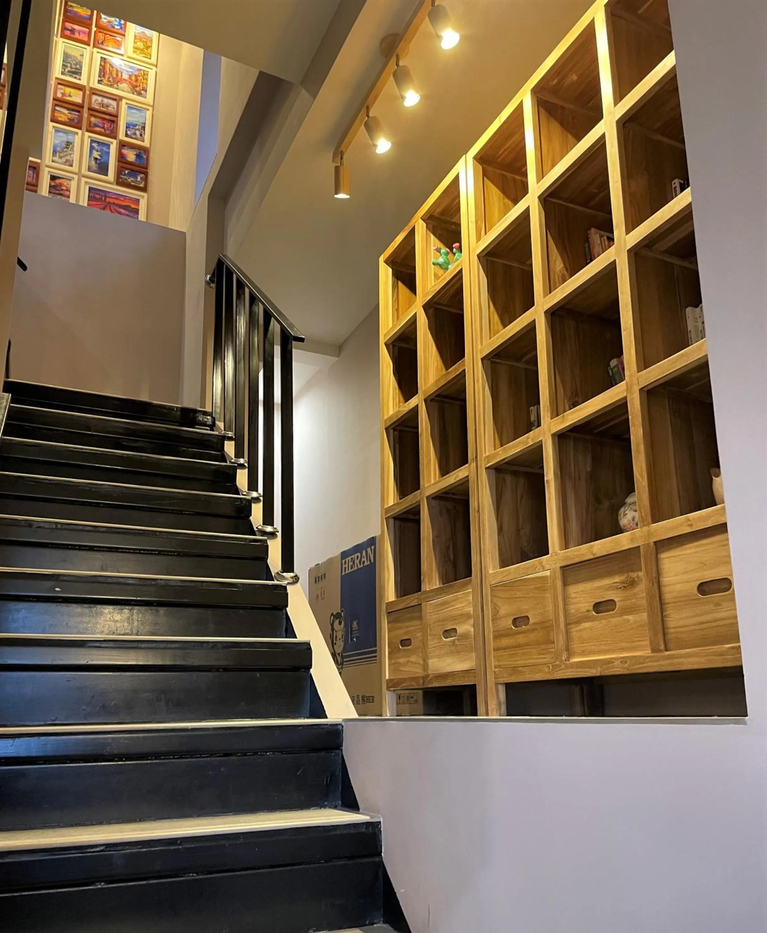 Living room in 95 Pavilion