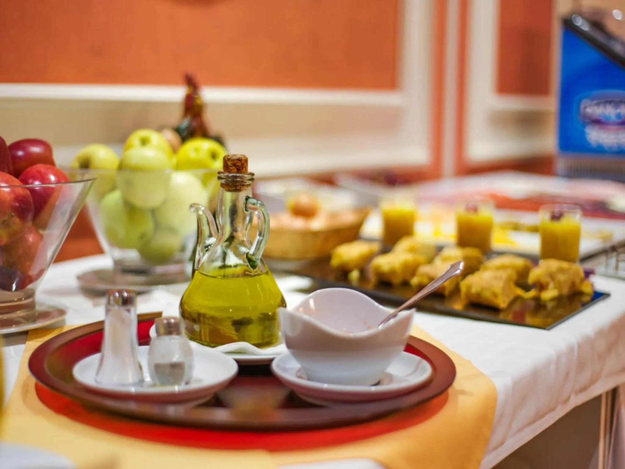 Buffet breakfast in Hostal Torrejón