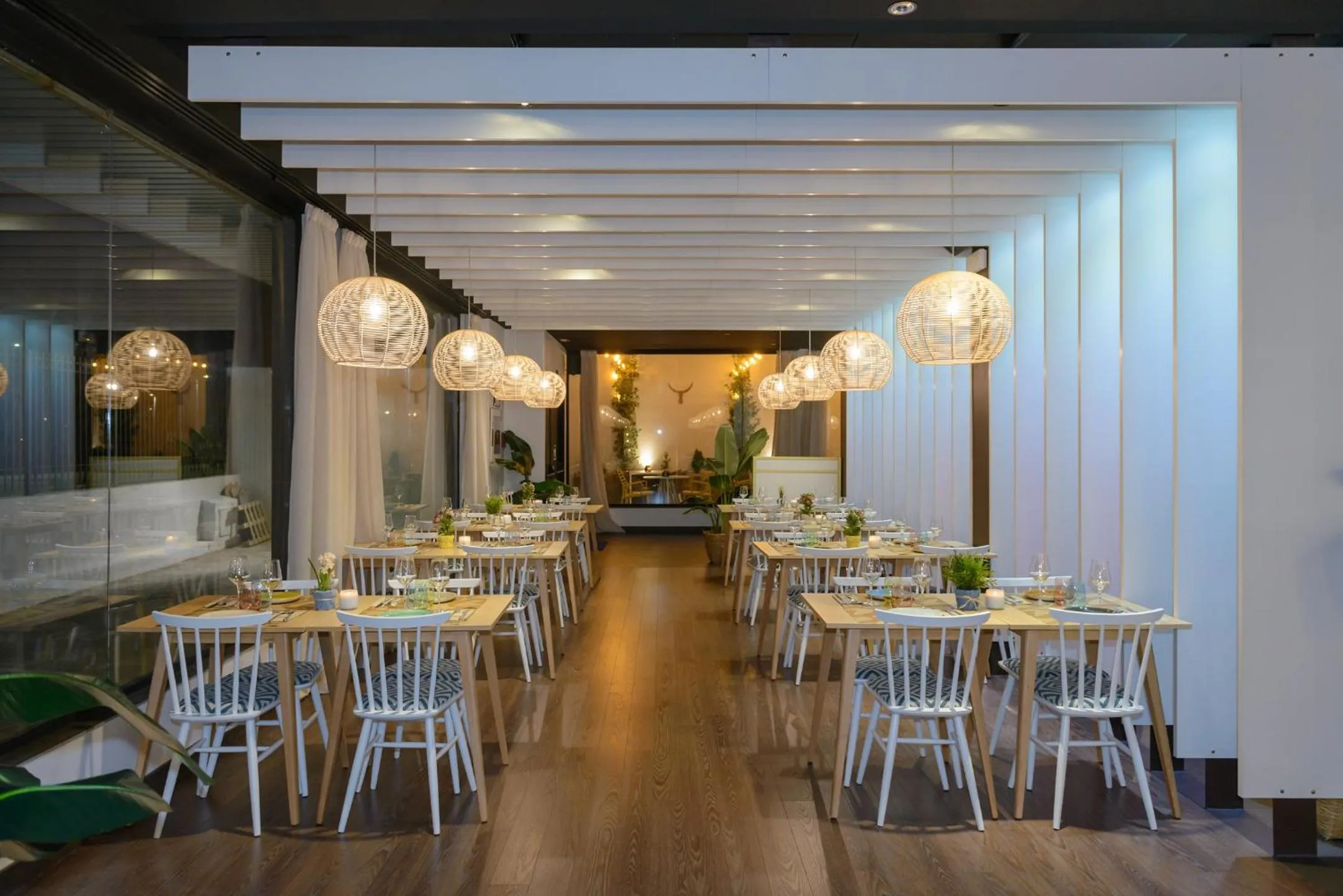 Restaurant/places to eat in Hostal Torrejón