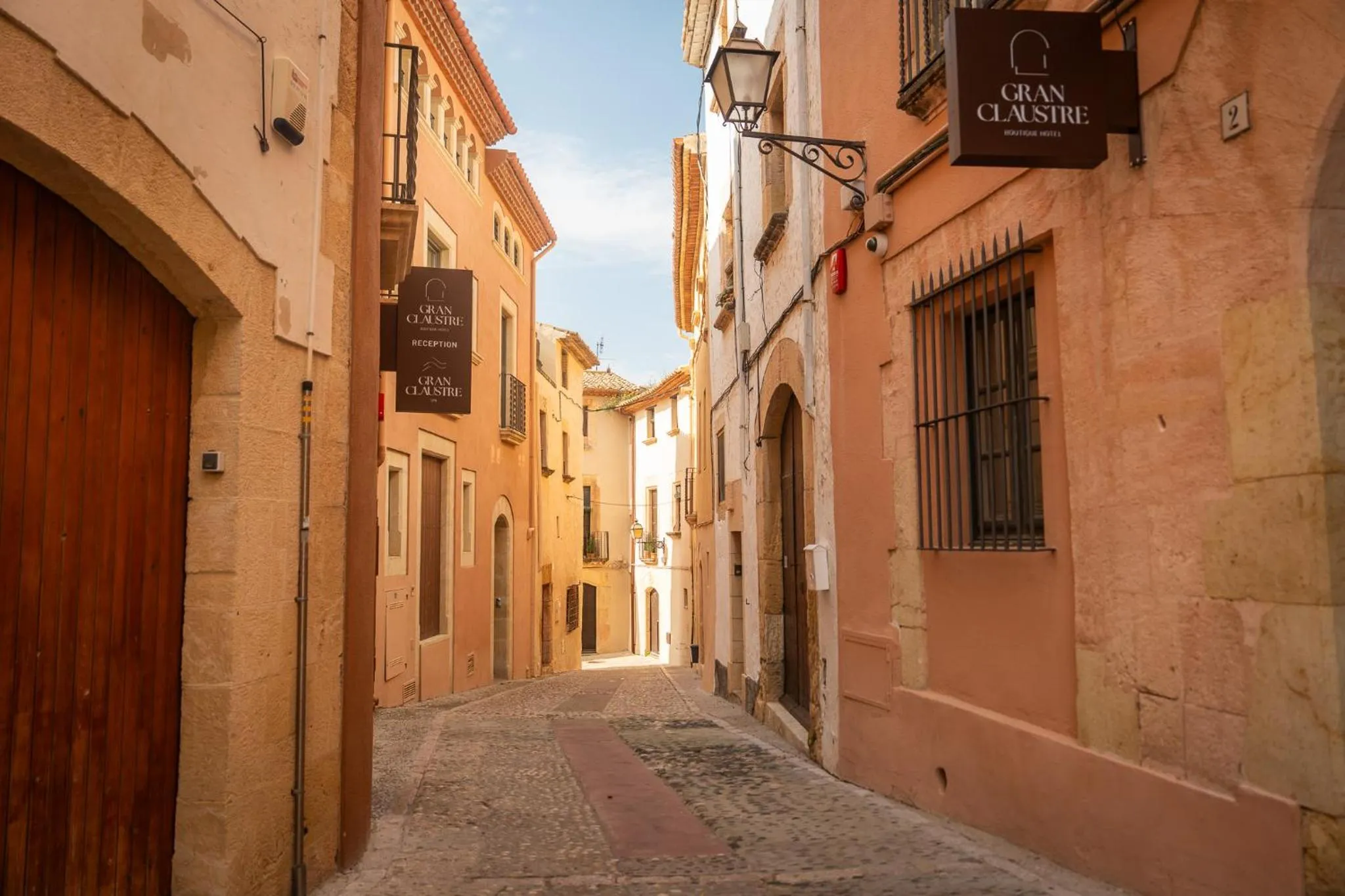Facade/entrance in Gran Claustre Boutique Hotel