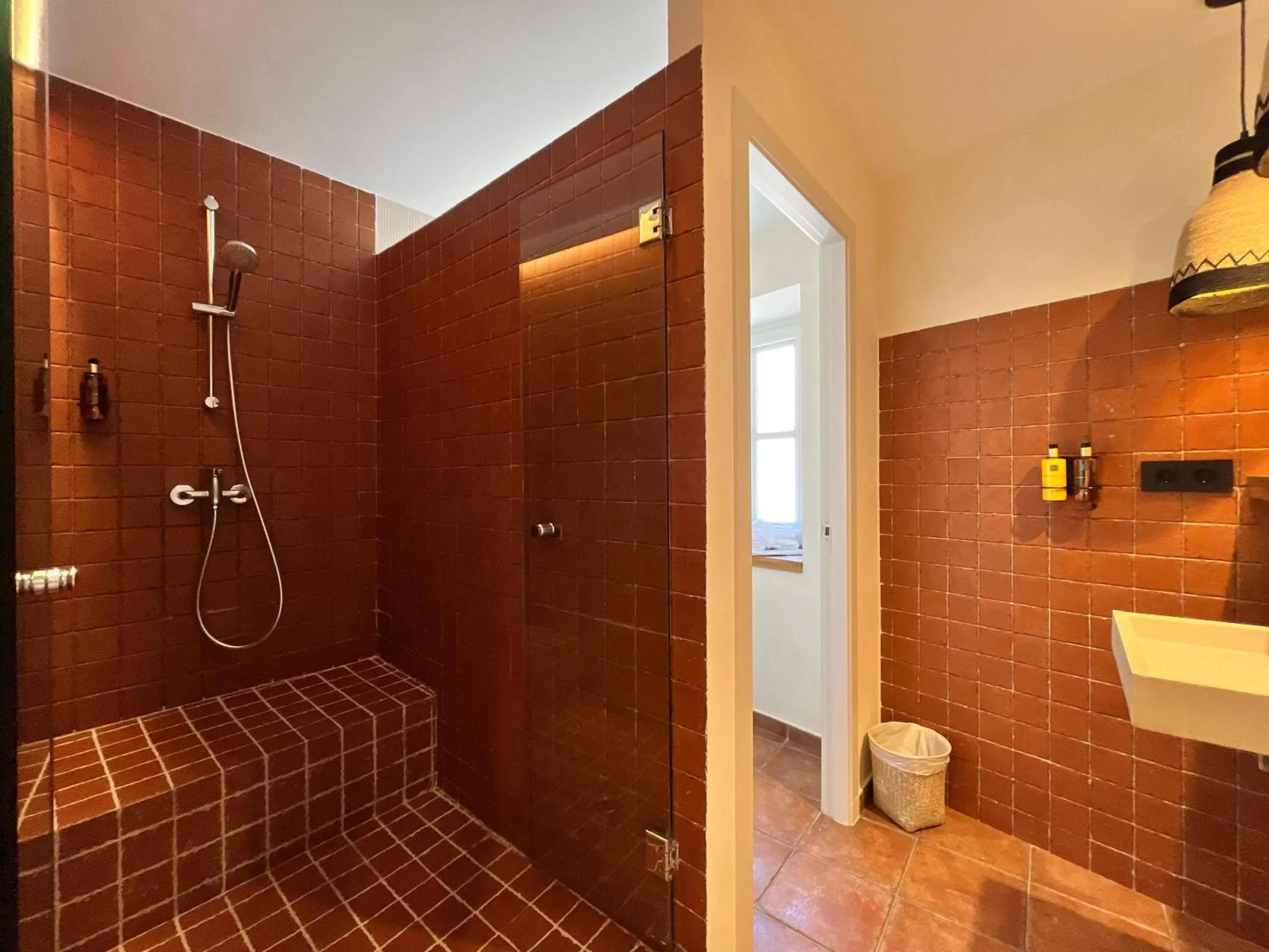 Shower in Gran Claustre Boutique Hotel