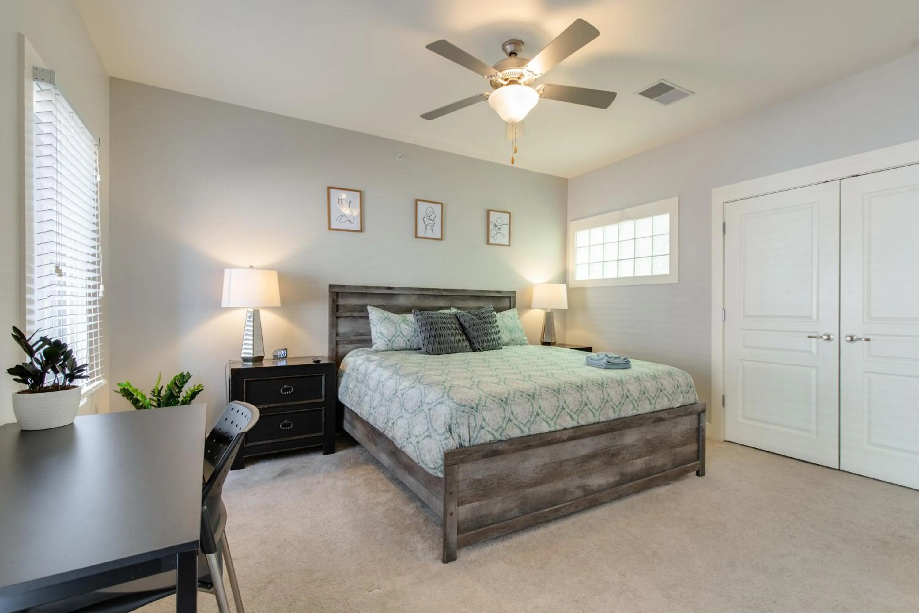 Bed in Stunning West end Condo - close to everything Nashville has to offer!